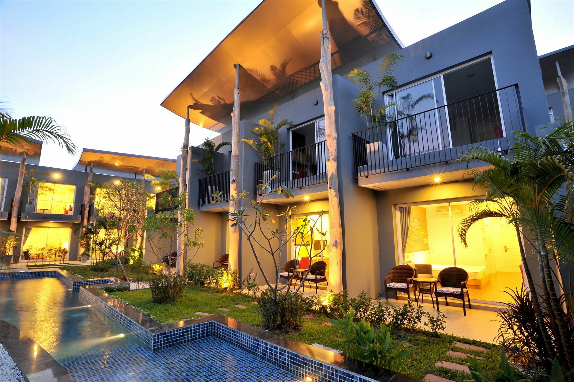 Hotel Paeva Luxury Serviced Sha 5*