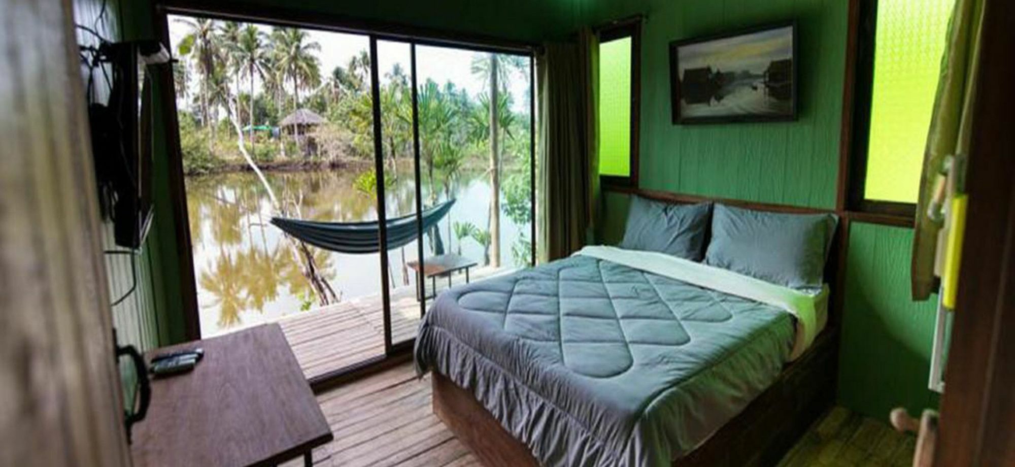 Hotel Oyo 693 Tree House 2*