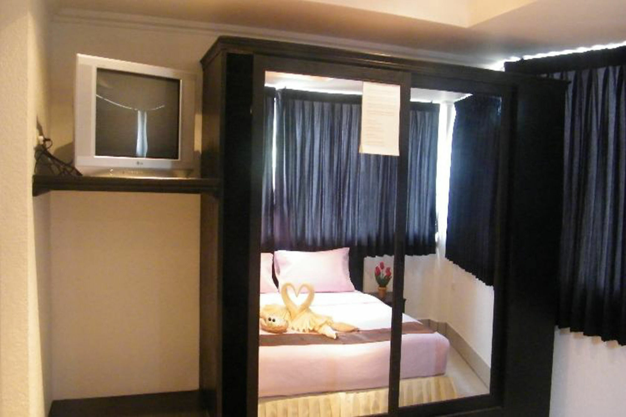 Oyo 835 Luxury 3*