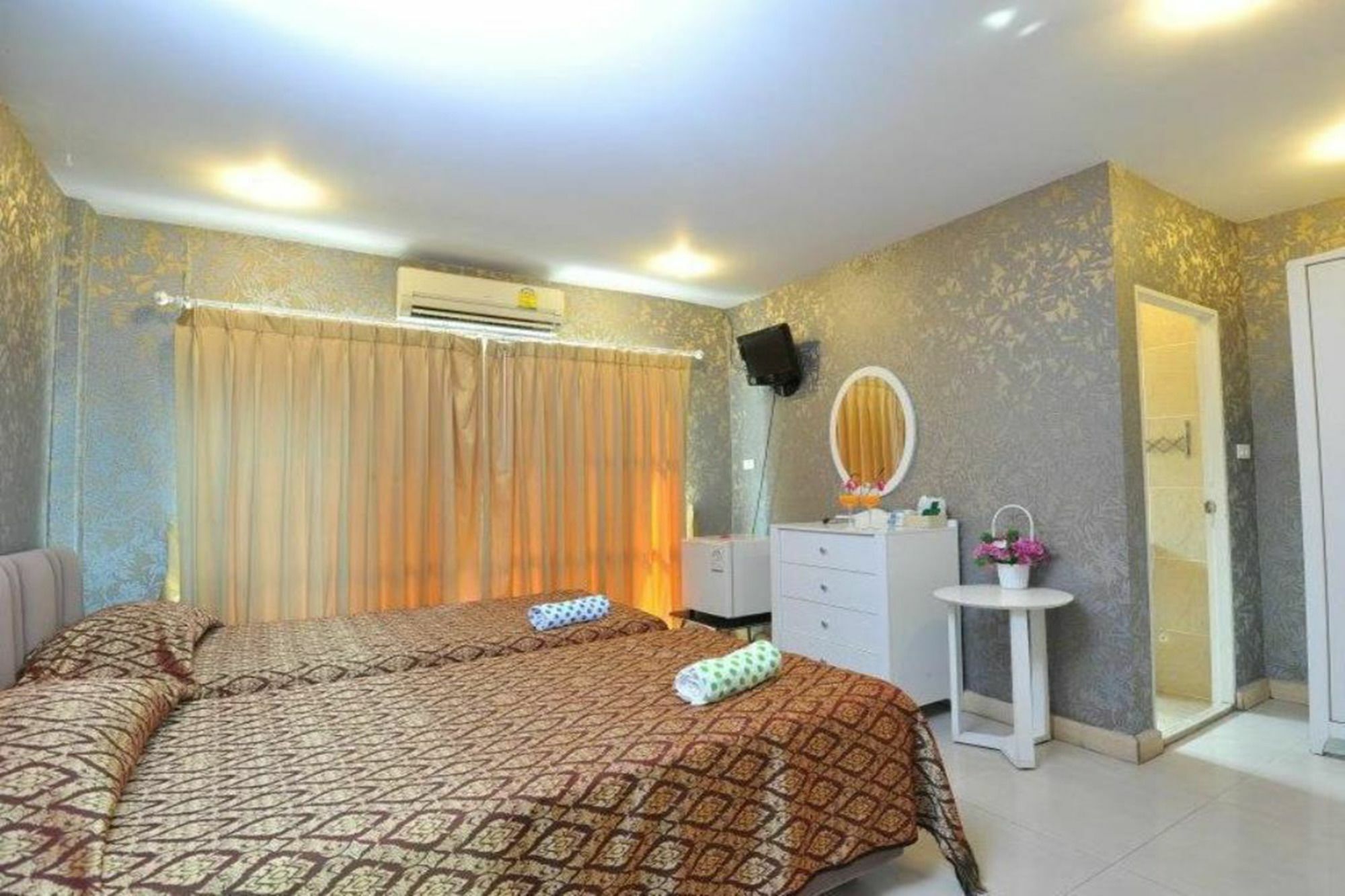 Nsiri & Resort Ban Lam Luk Ka