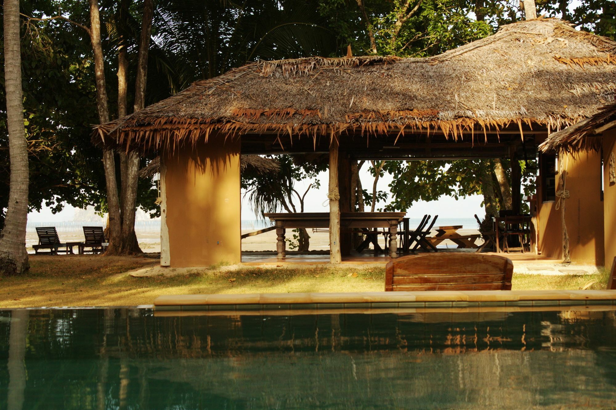 Resort Melina Front