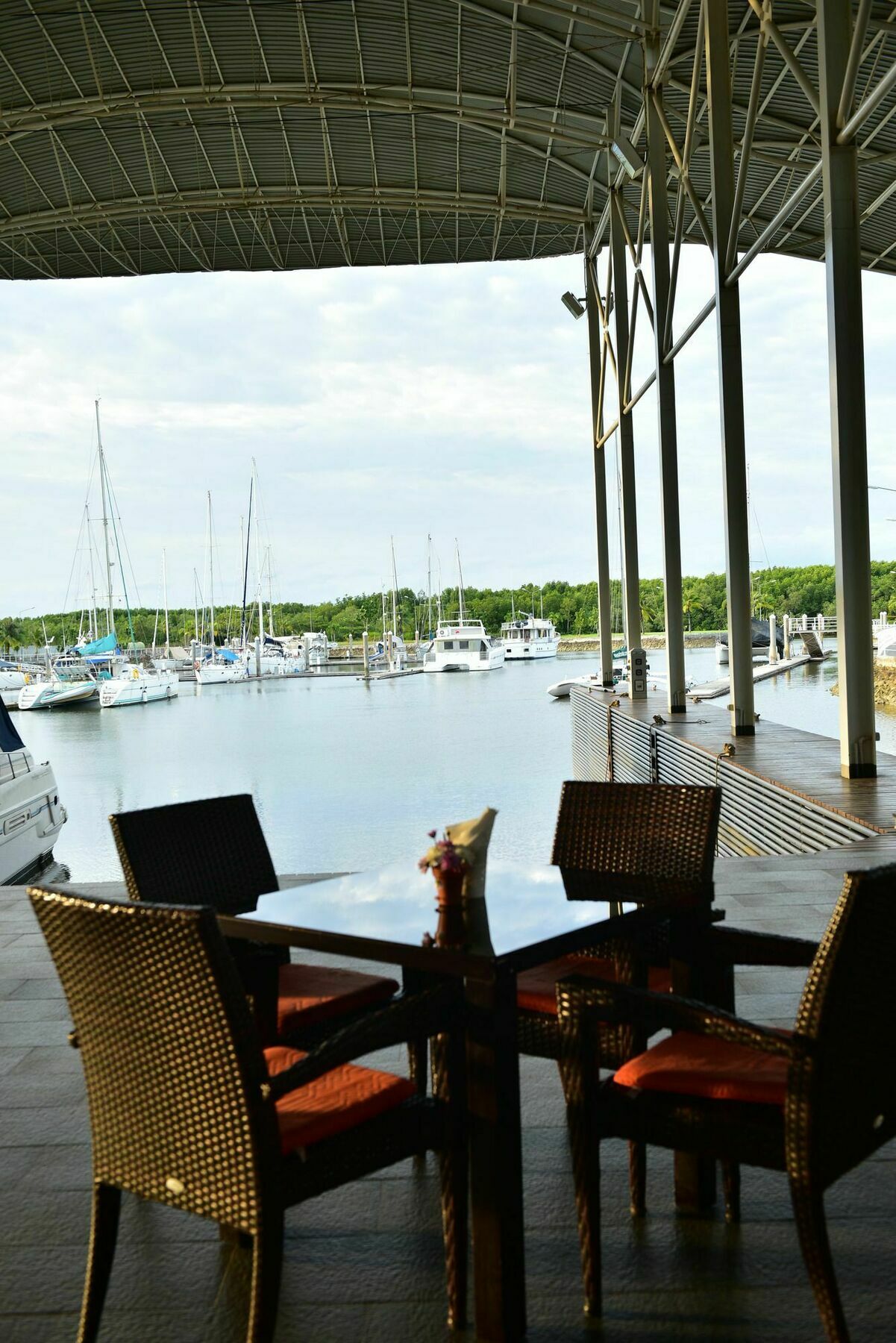 Boat Lagoon Resort 3*