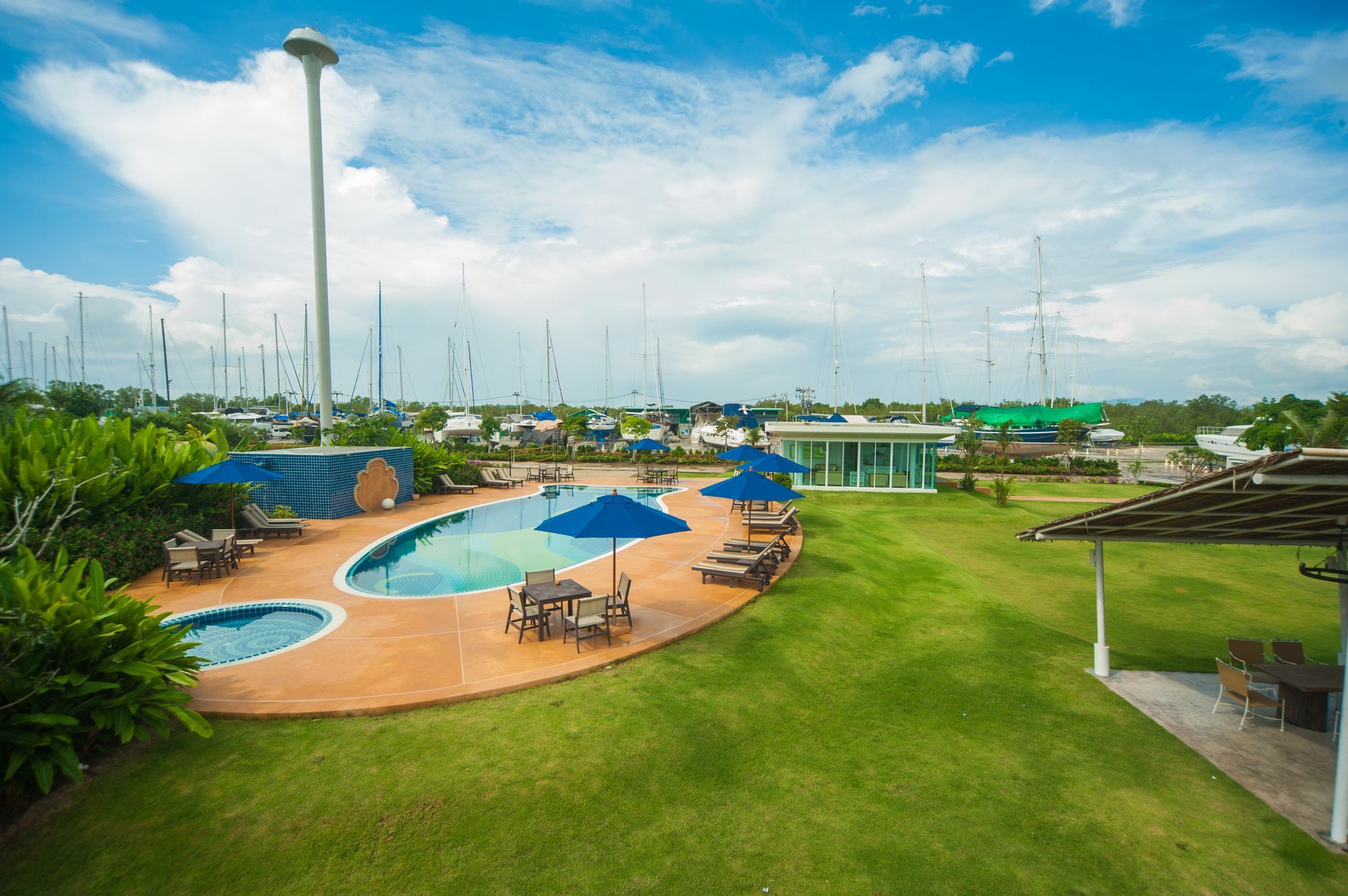 Boat Lagoon