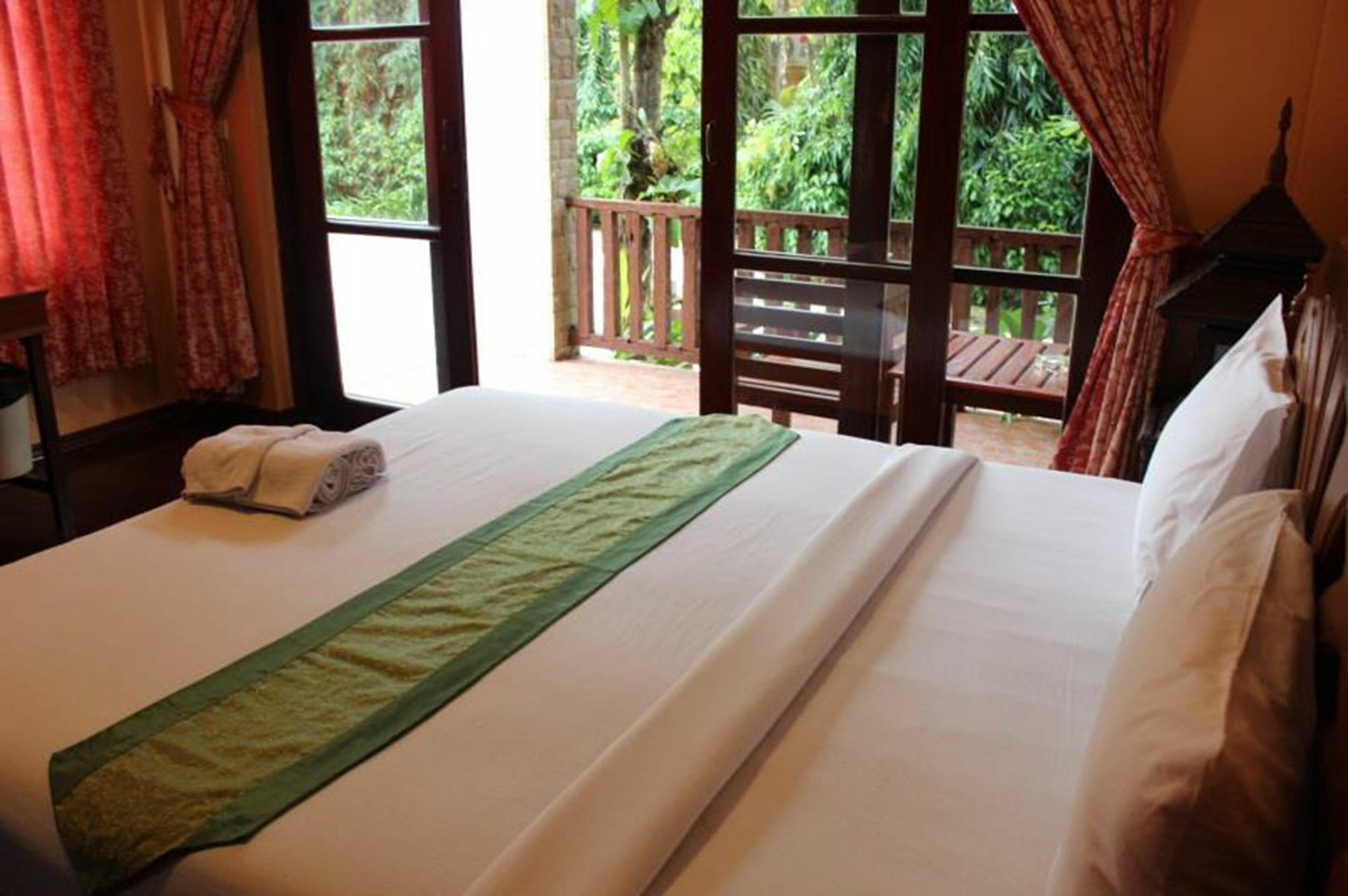 Koh Chang Grand Cabana Hotel