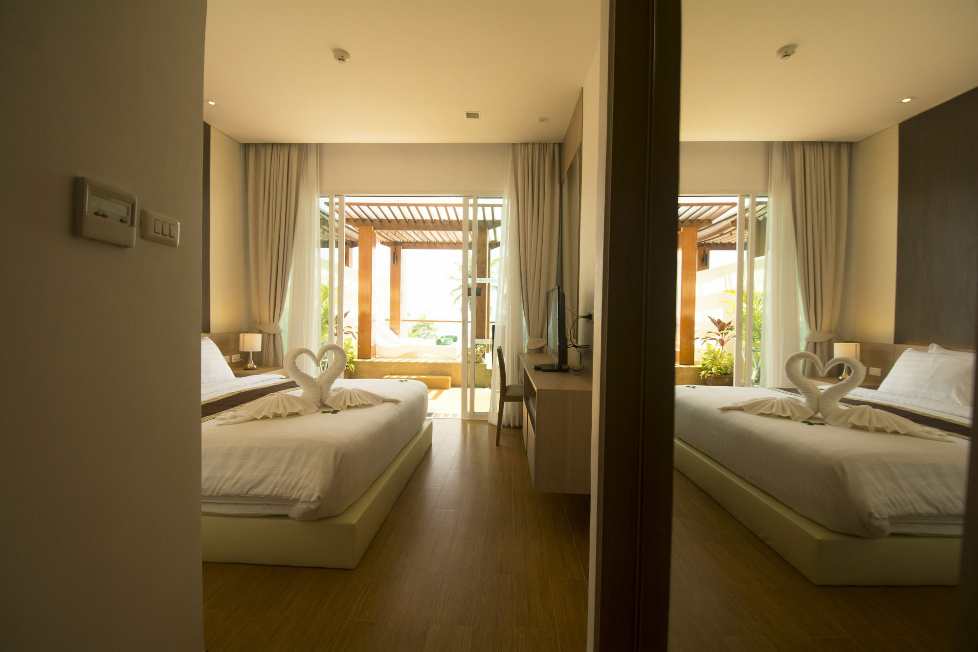 Sea View Penthouse Apartment *