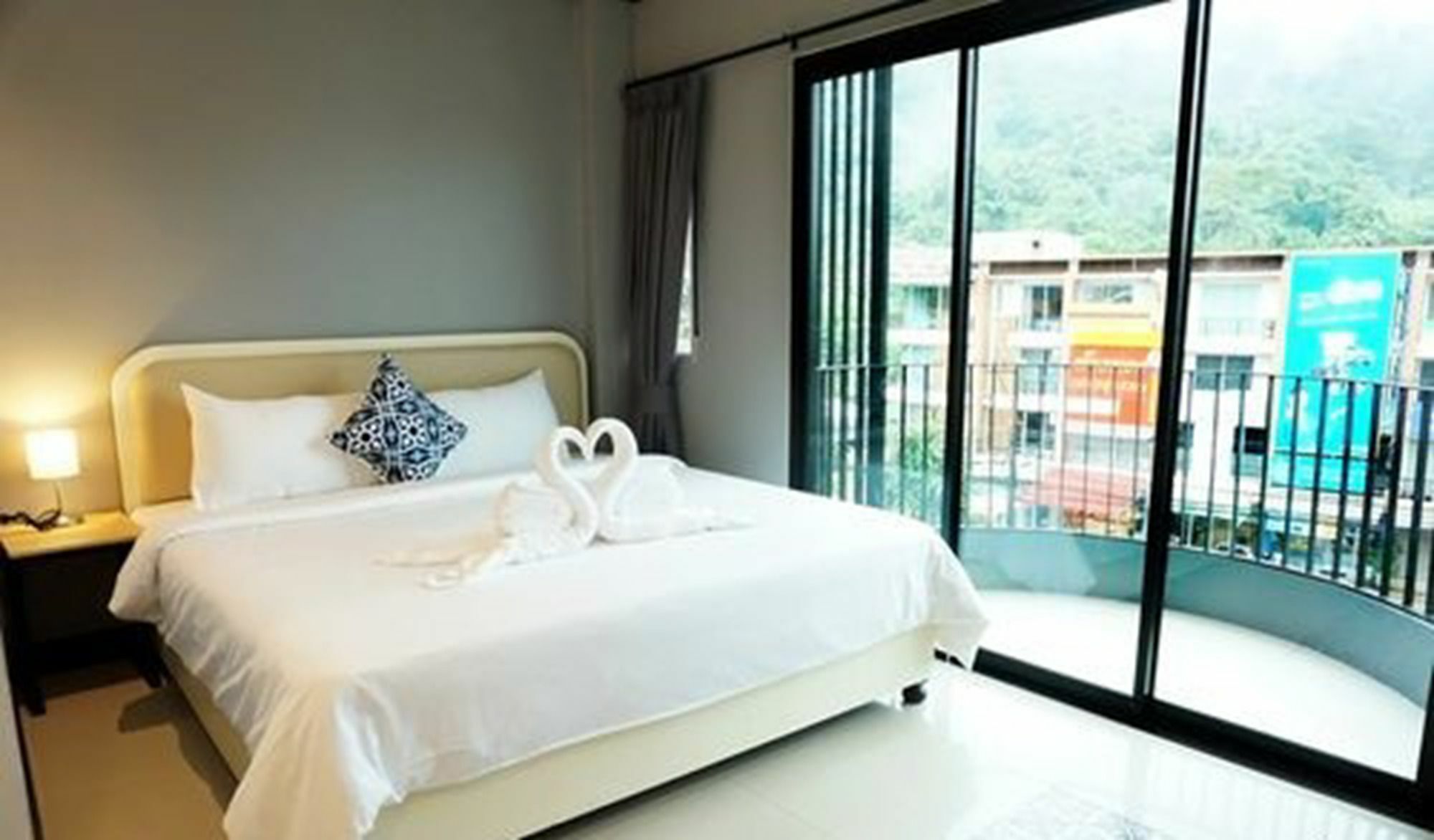 The Moon Night Ao Nang Hotel 3*