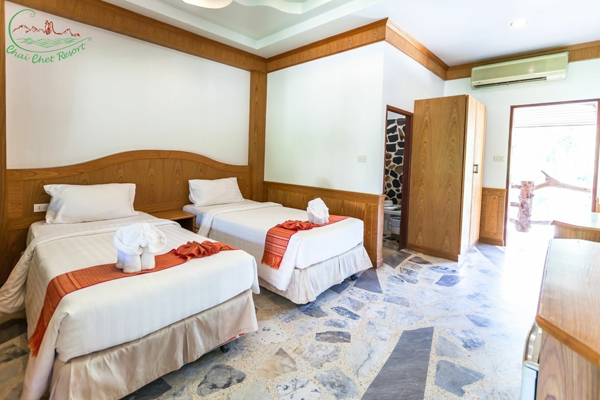 Chai Chet Hotel 4*