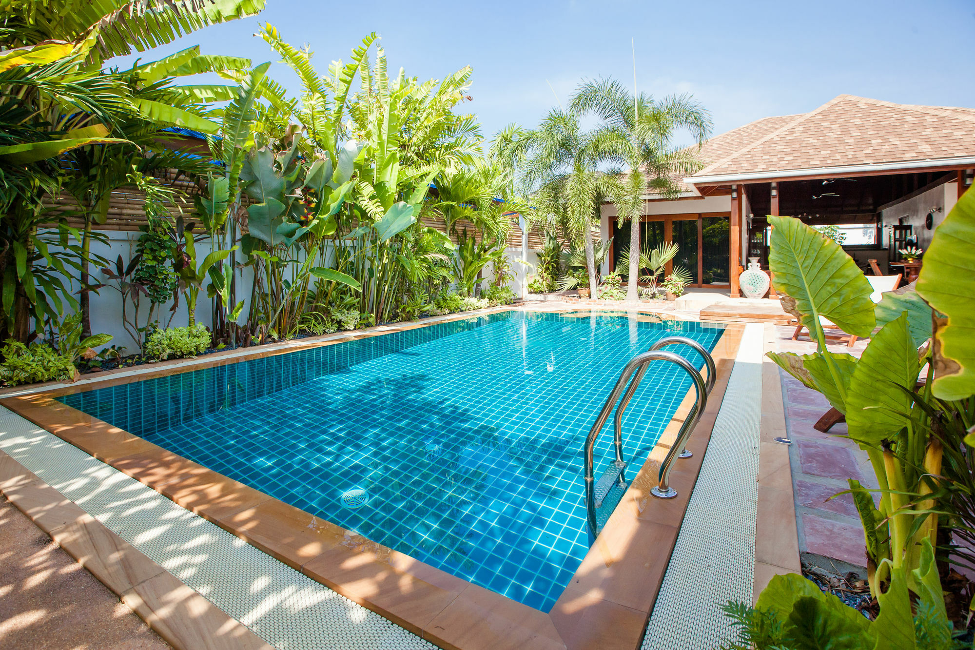 Baan Rengron Villa