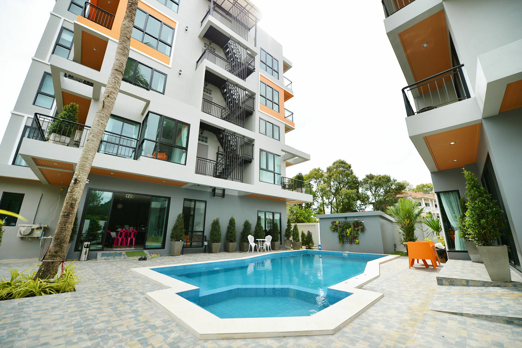 Hotel The Lucky Ao Nang