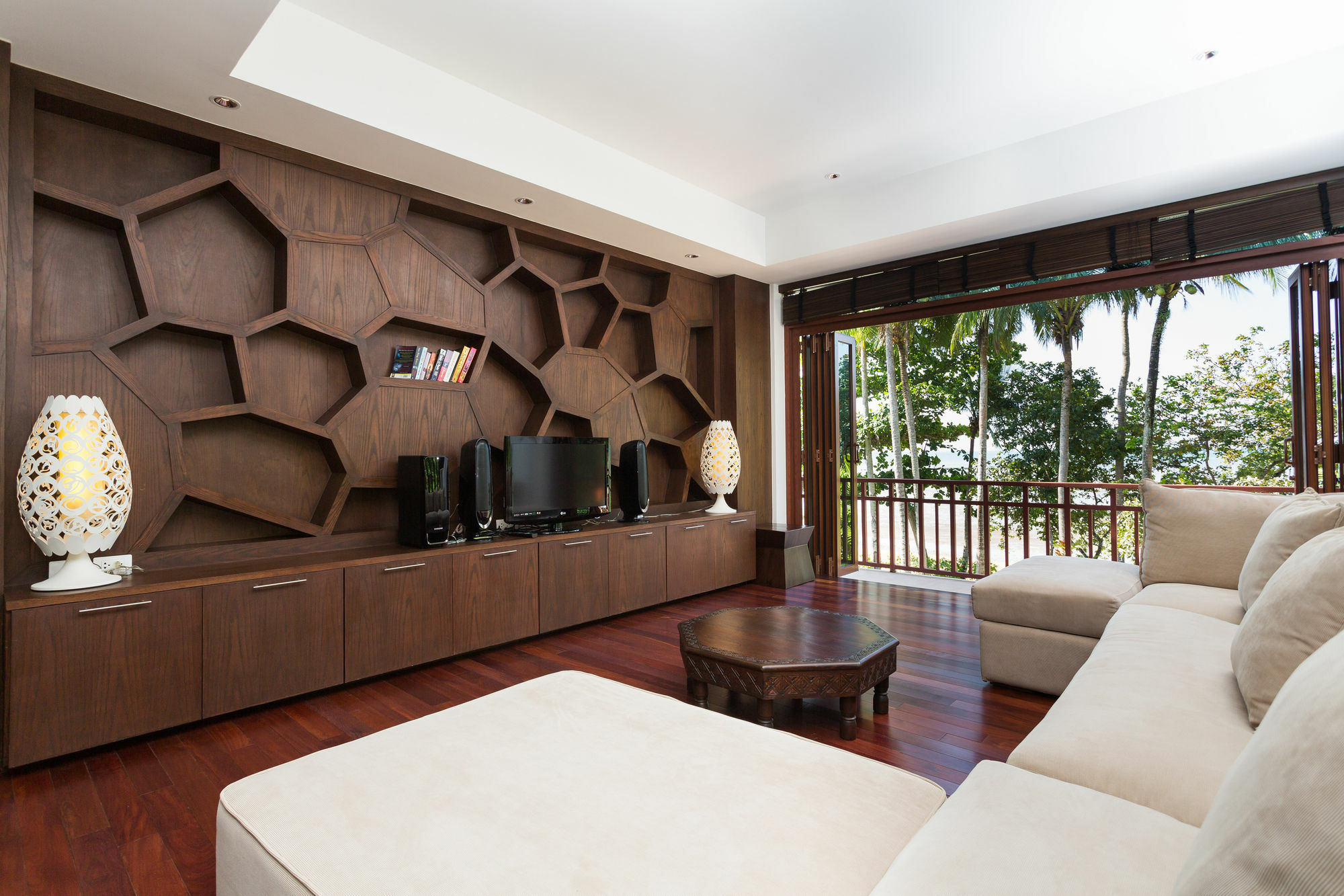 Villa Amatapura Beachfront 14, Sha Certified *