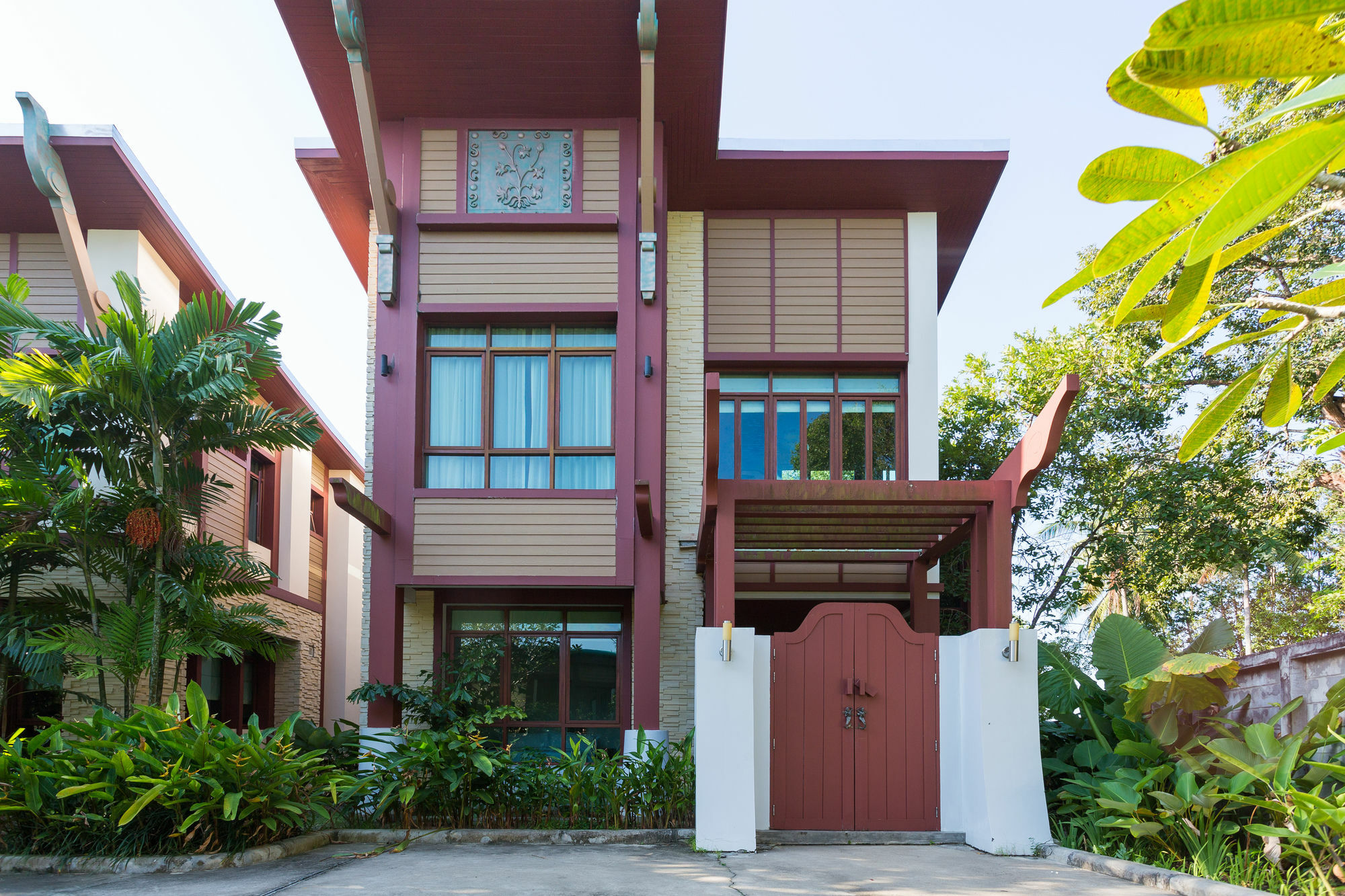 Amatapura Beachfront 14, Sha Certified Villa *