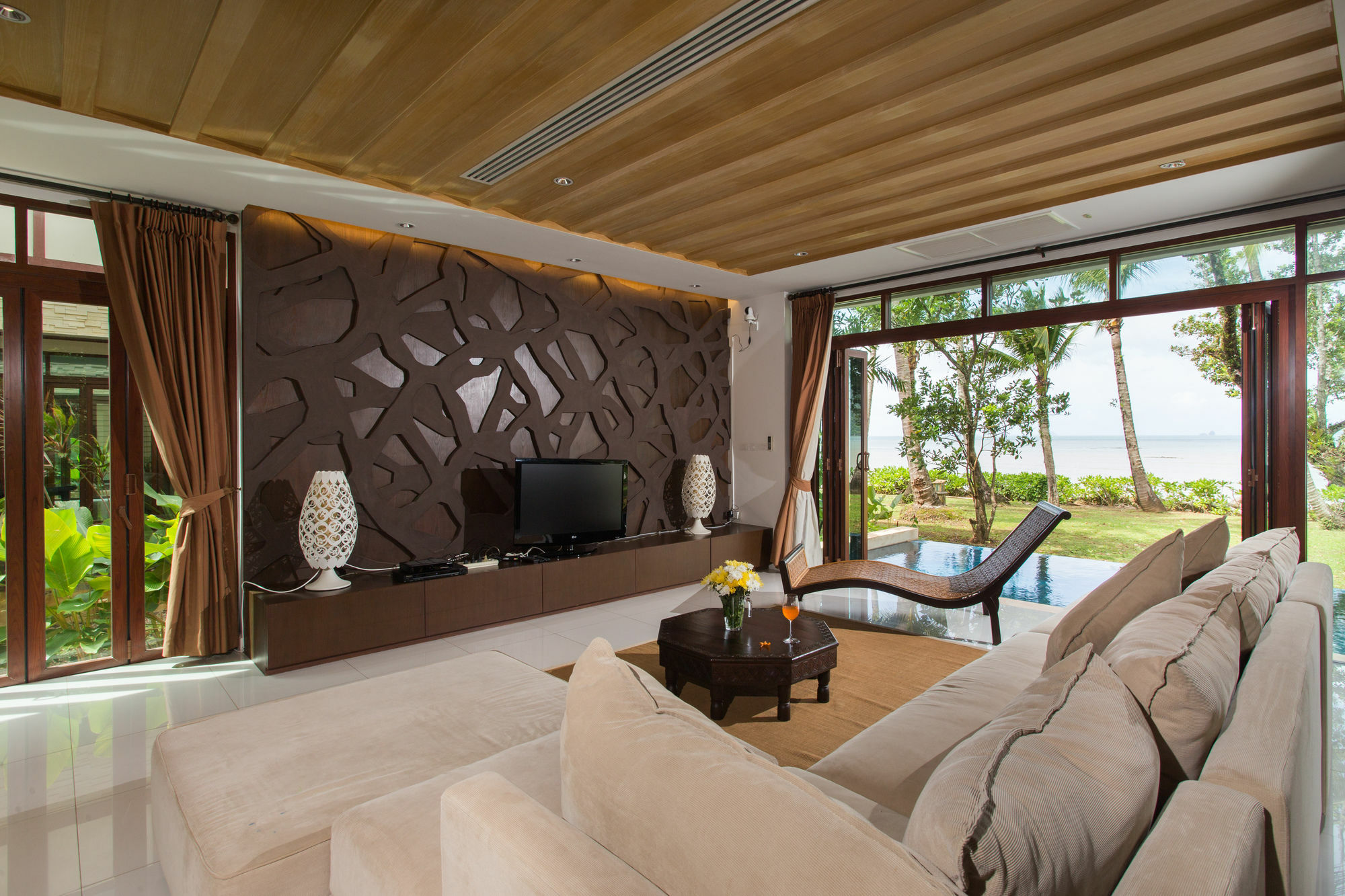 Amatapura Beachfront Villa 10 , Sha Certified Villa *