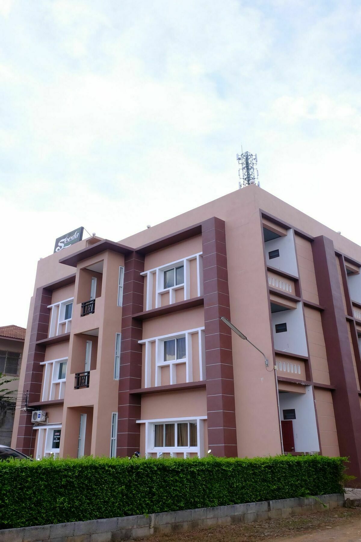 Seeda Mansion Apartment
