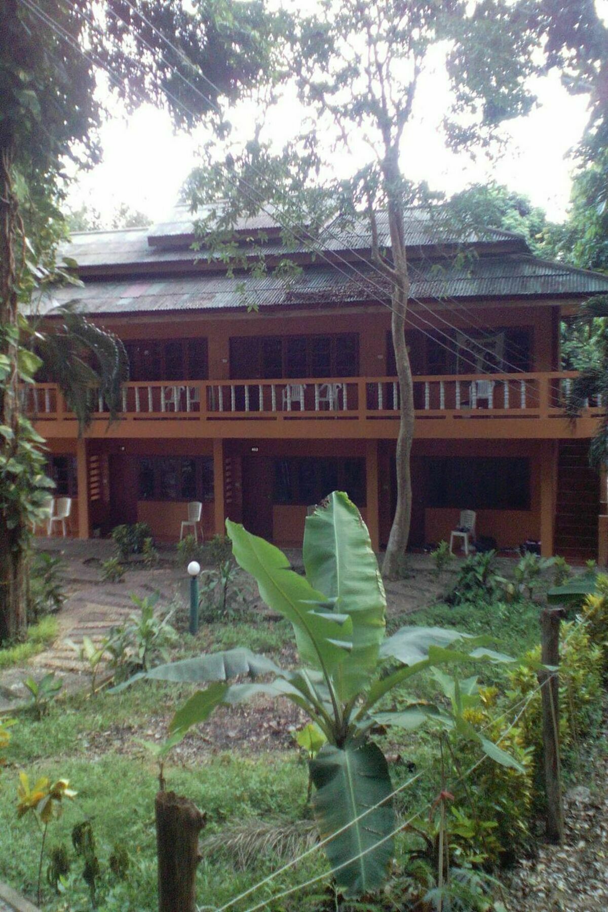 Blanco Hideout - Youth 18 To 35 Only Resort