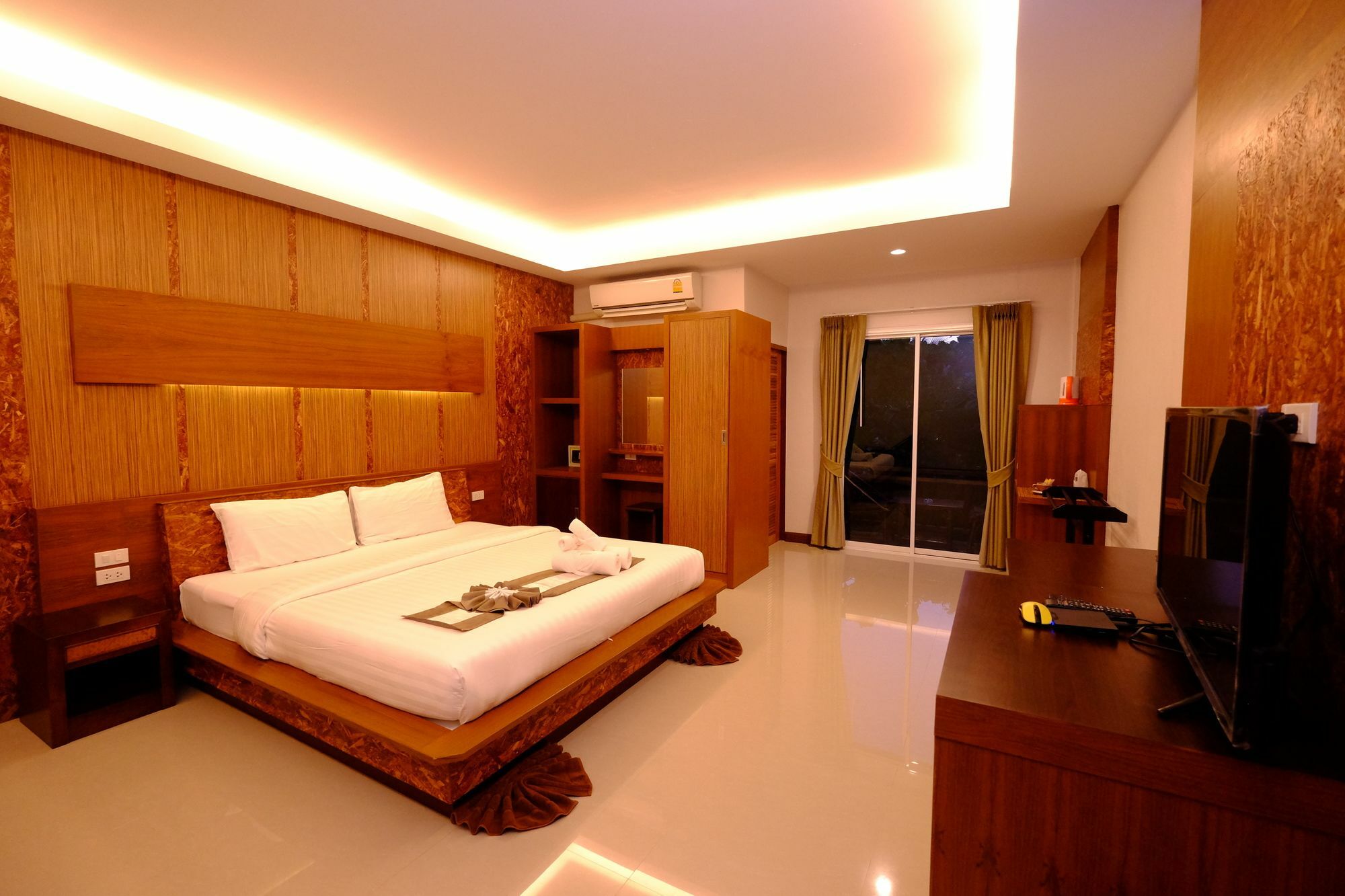The Peace Tara House 2*