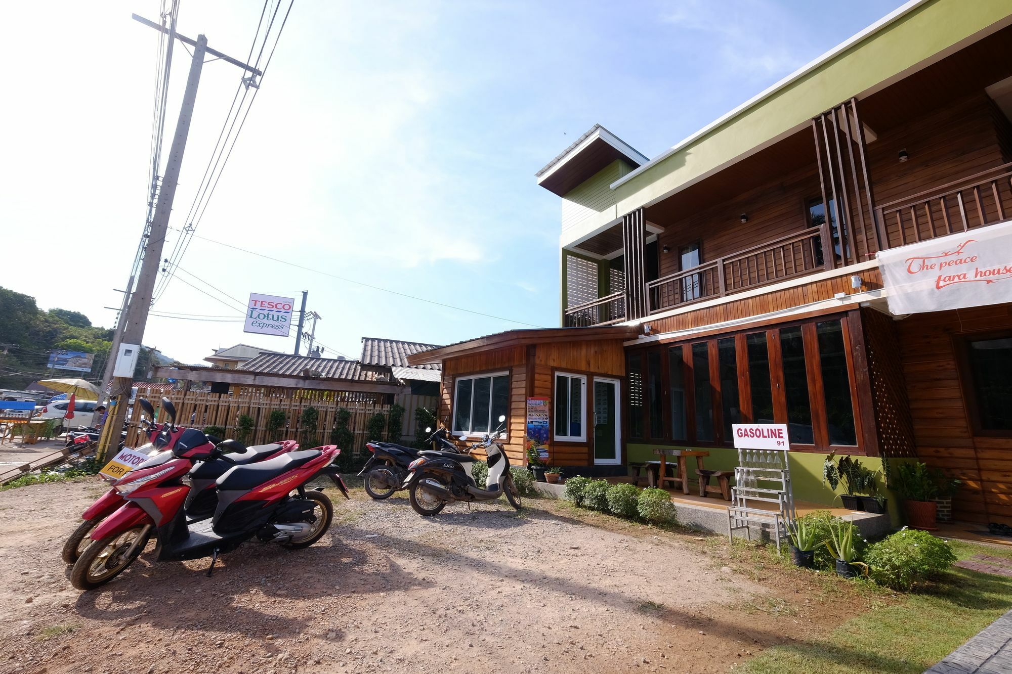Guest house The Peace Tara House
