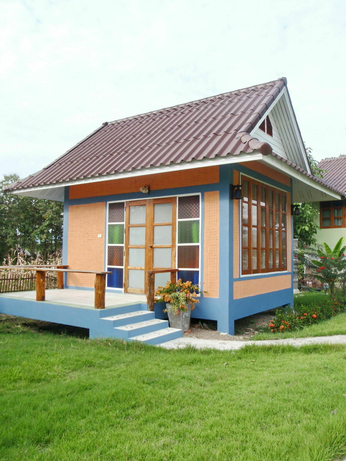 Odour Resort 3*