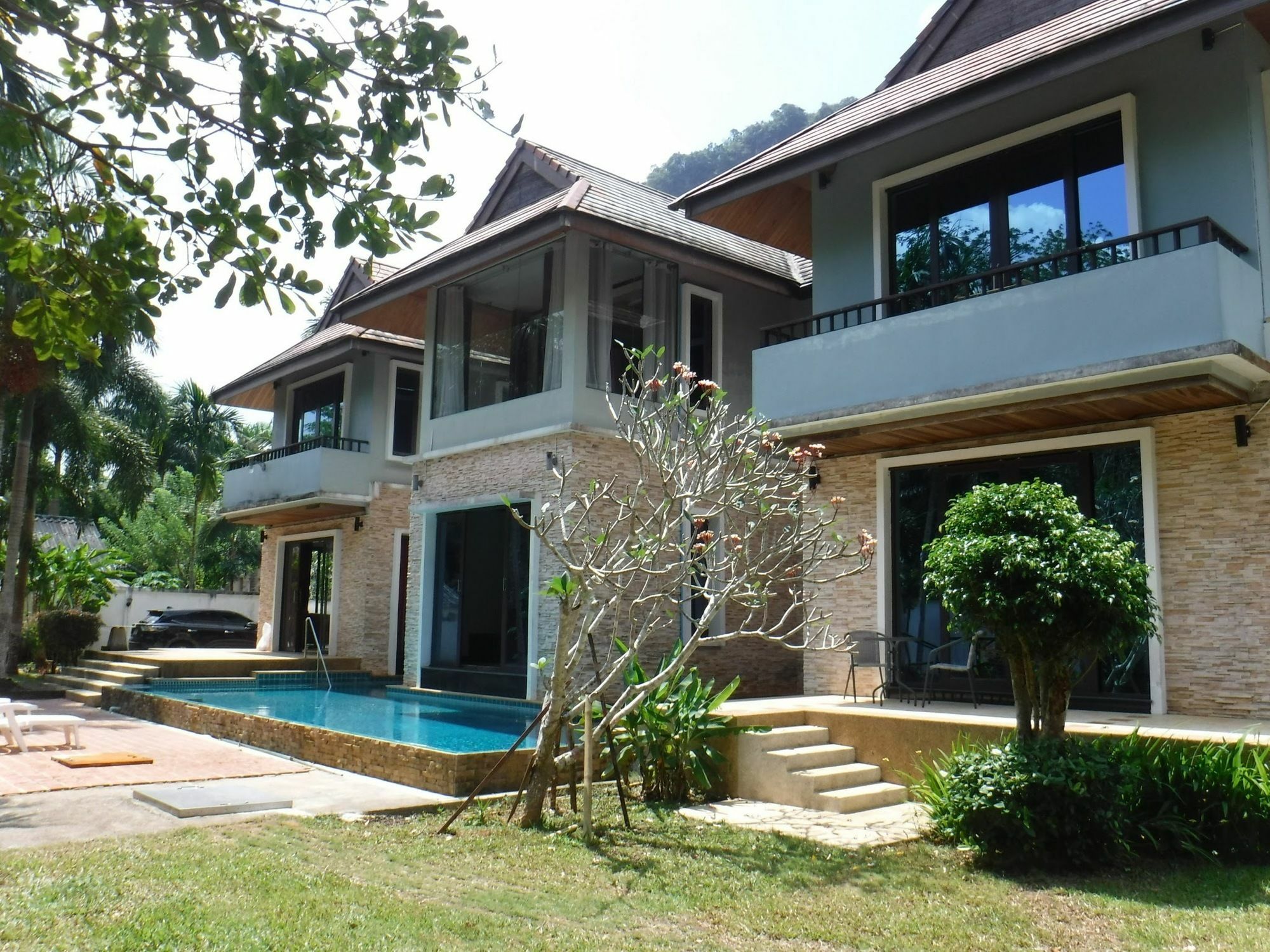Villa Tanasan Aonang Krabi *