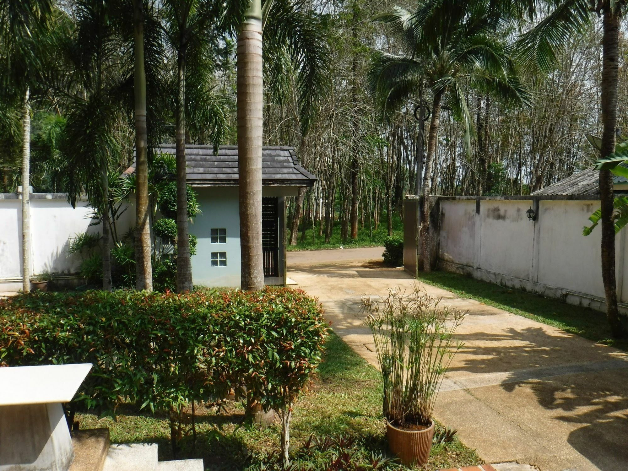 Tanasan Aonang Krabi Villa *