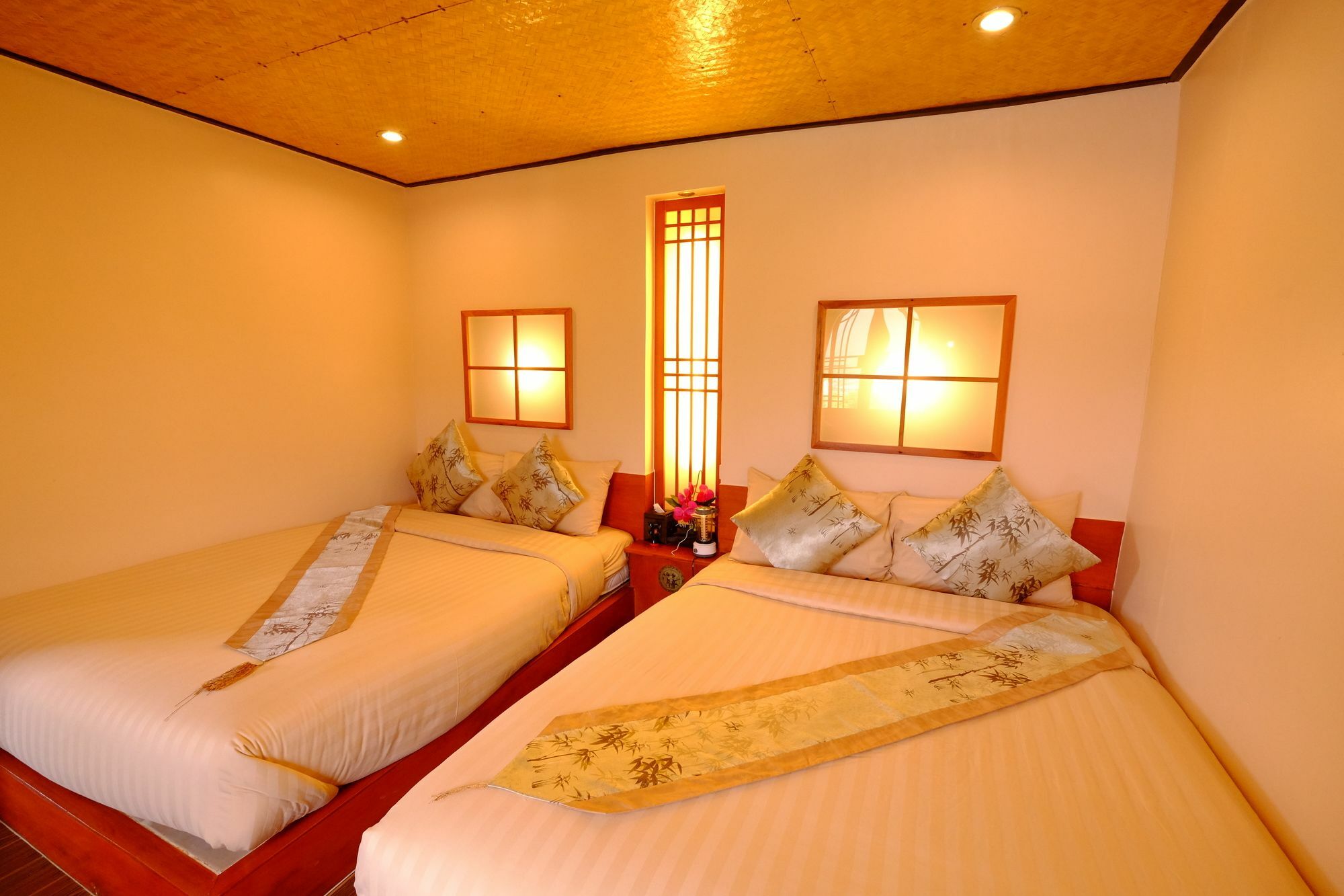 Lee Wine Ruk Thai Farm stay