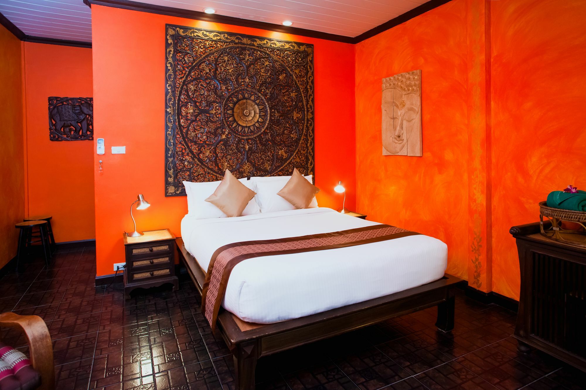 Baan Manu Chang Villa *