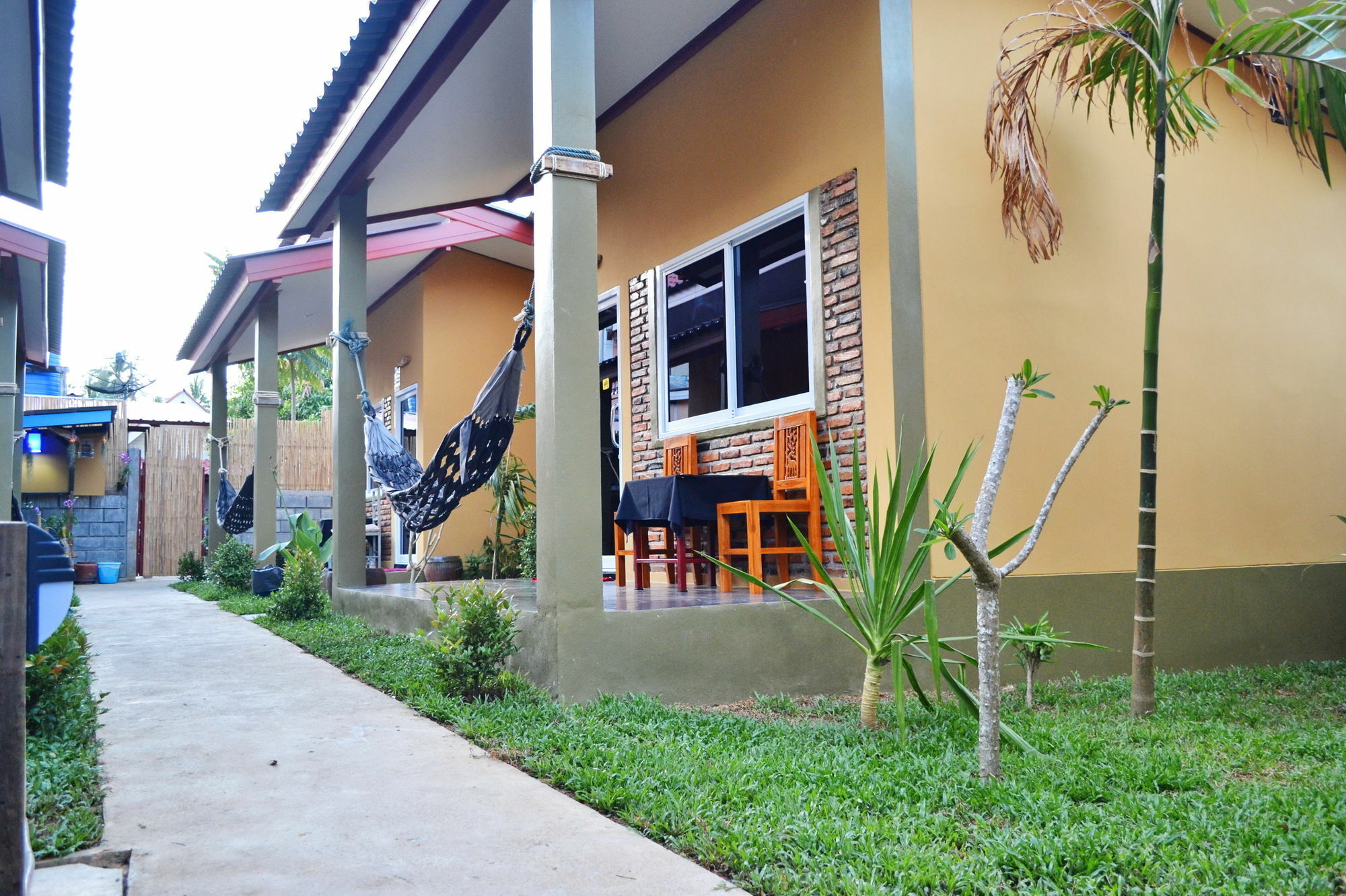 Lanta Baan Nok Koh Lanta