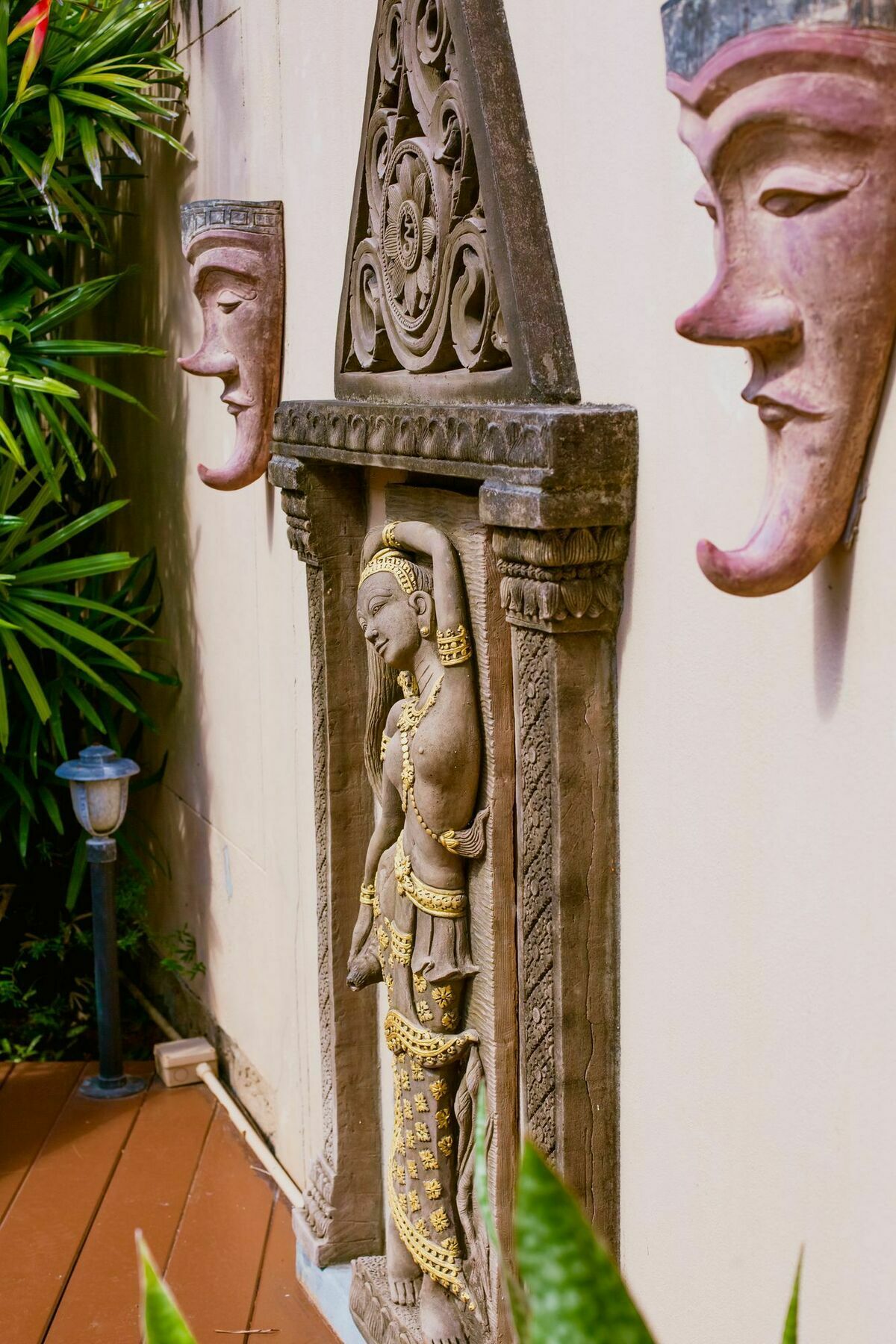 Baan Manu Chang *