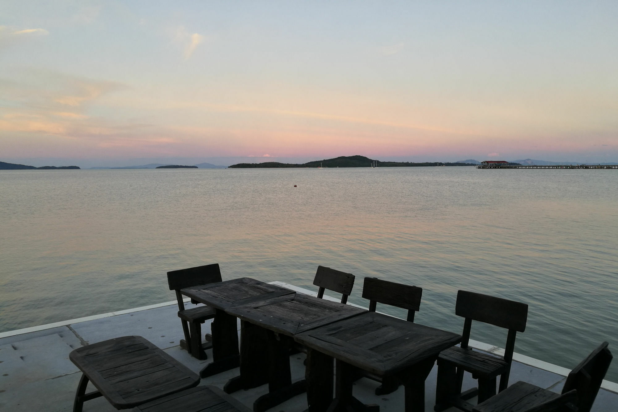 Sriraya Hotel
