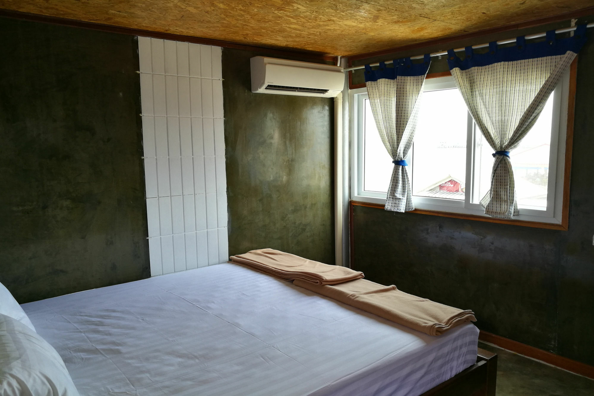 Hotel Sriraya Koh Lanta