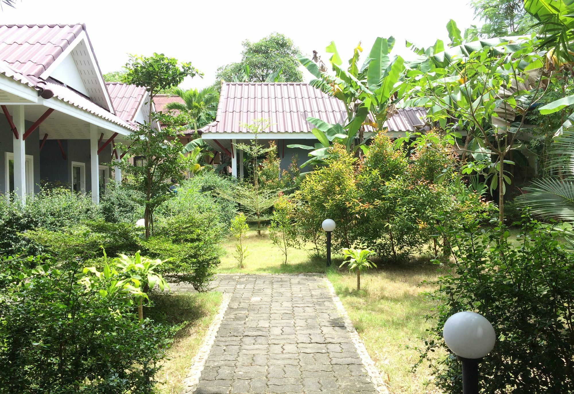 Guest house Khaolak Tusneem *