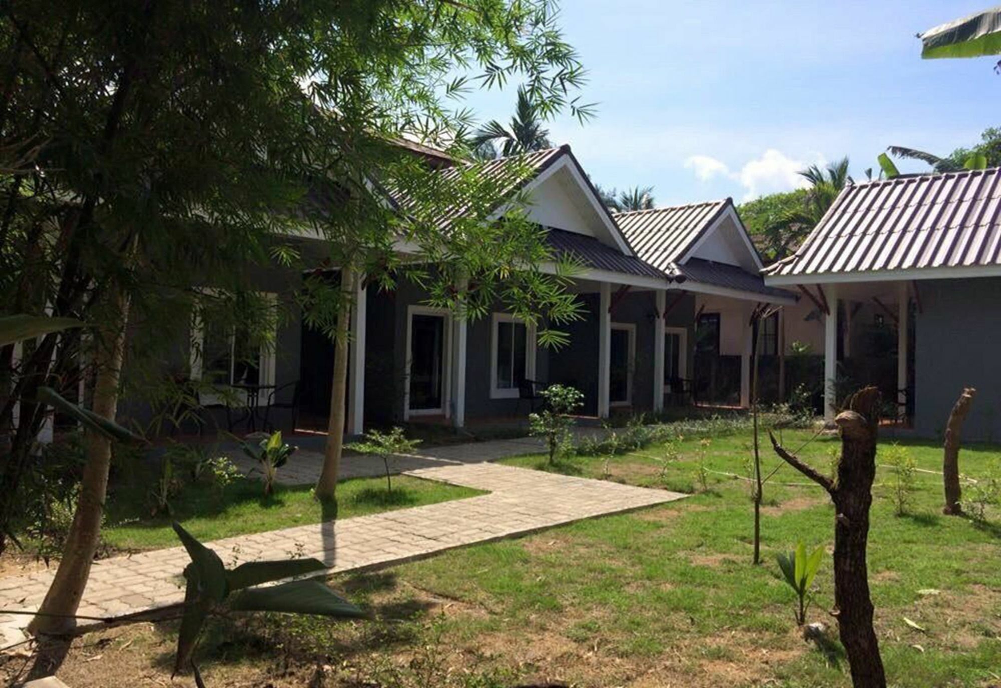 Khaolak Tusneem Khao Lak