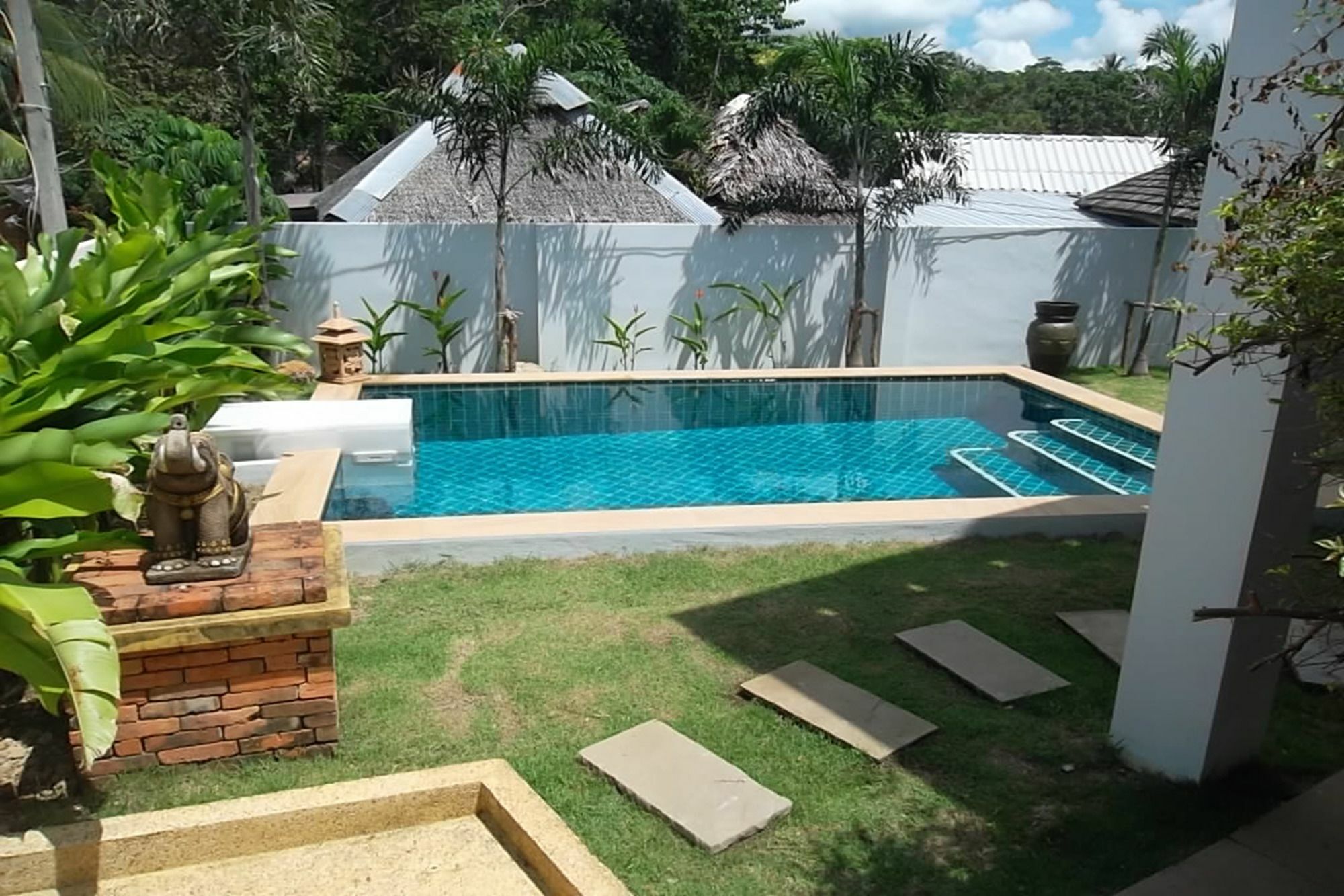 Amintra 5 Koh Lanta