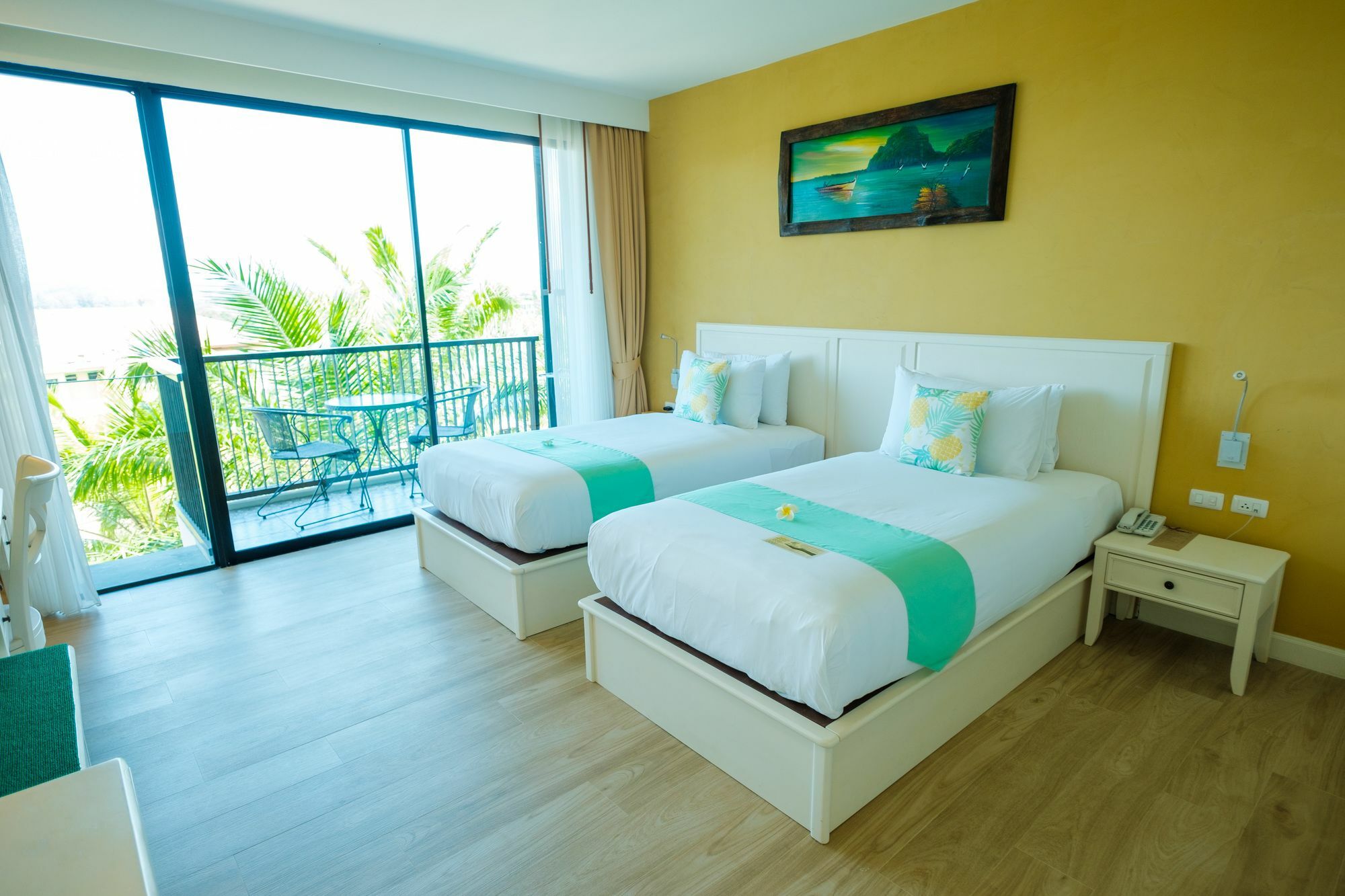 Hula Hula Resort, Ao Nang Resort 4*