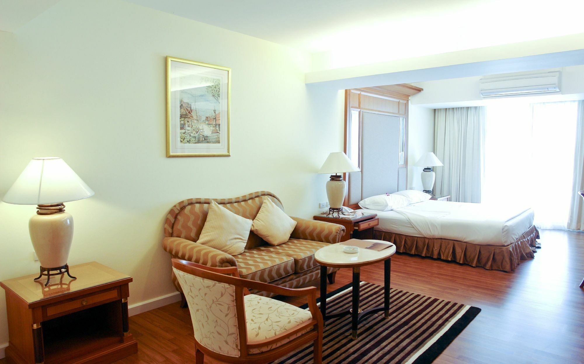 Kameo Grand & Serviced Apartment, Aparthotel