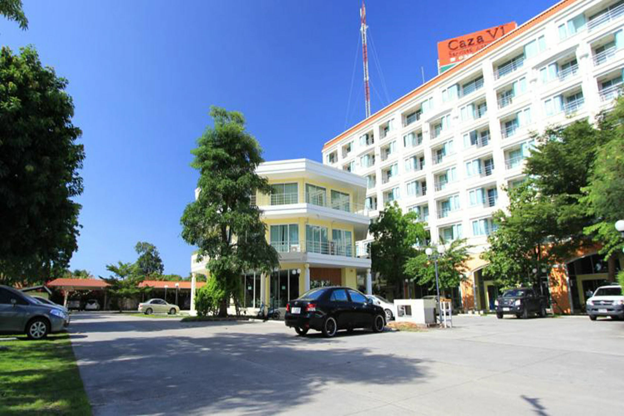Caza V1 Serviced Hotel