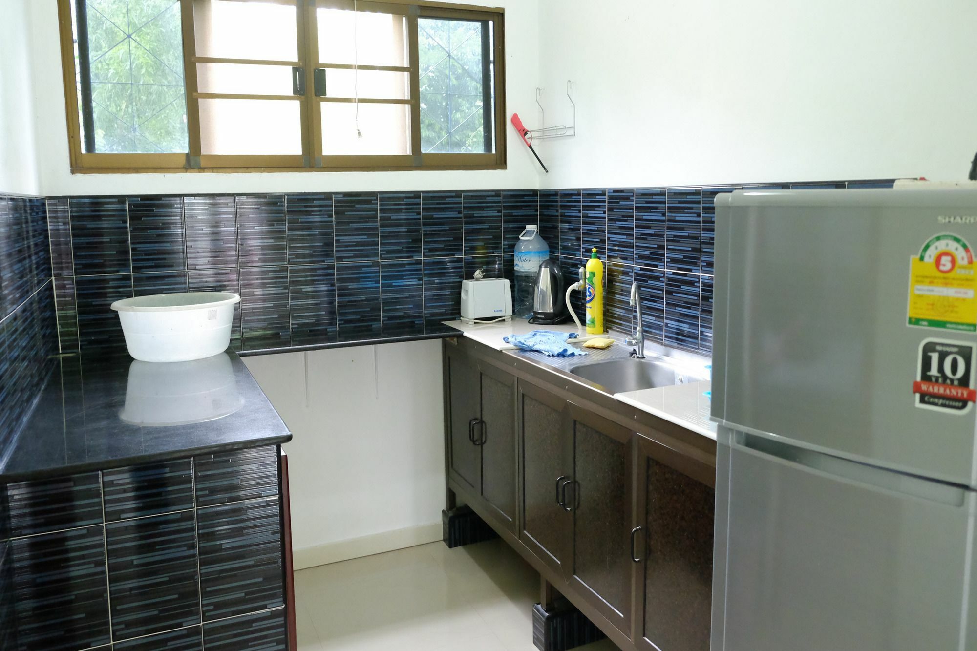 Chomlay Restaurant & For Rent 2*