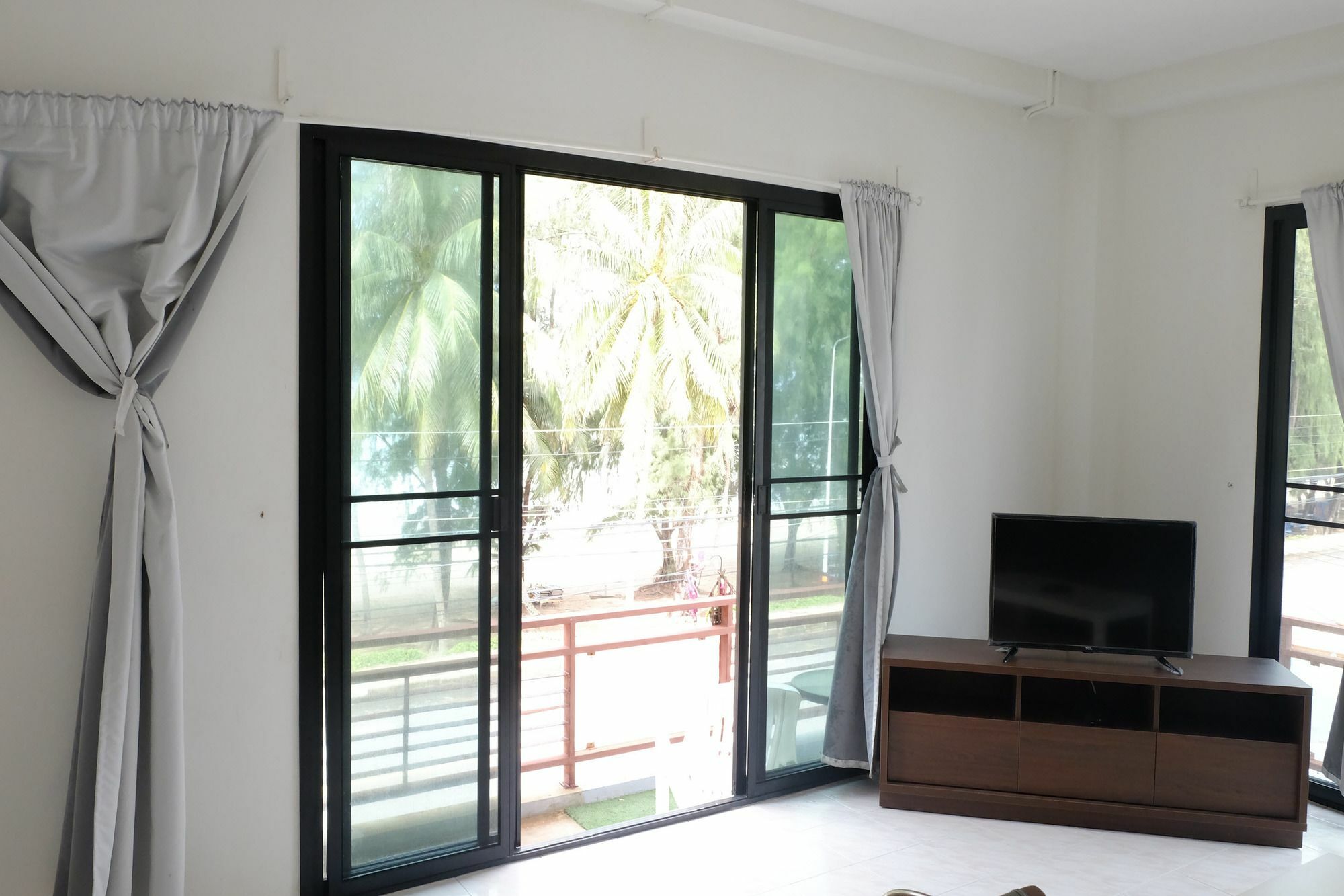 Rayong Sea View 3* Ban Chak Phai