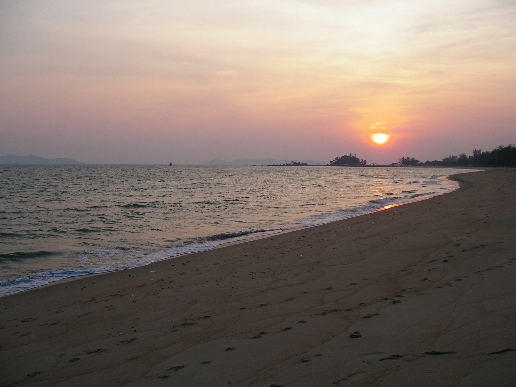 Resort Ruen Thai Rim Haad 2*