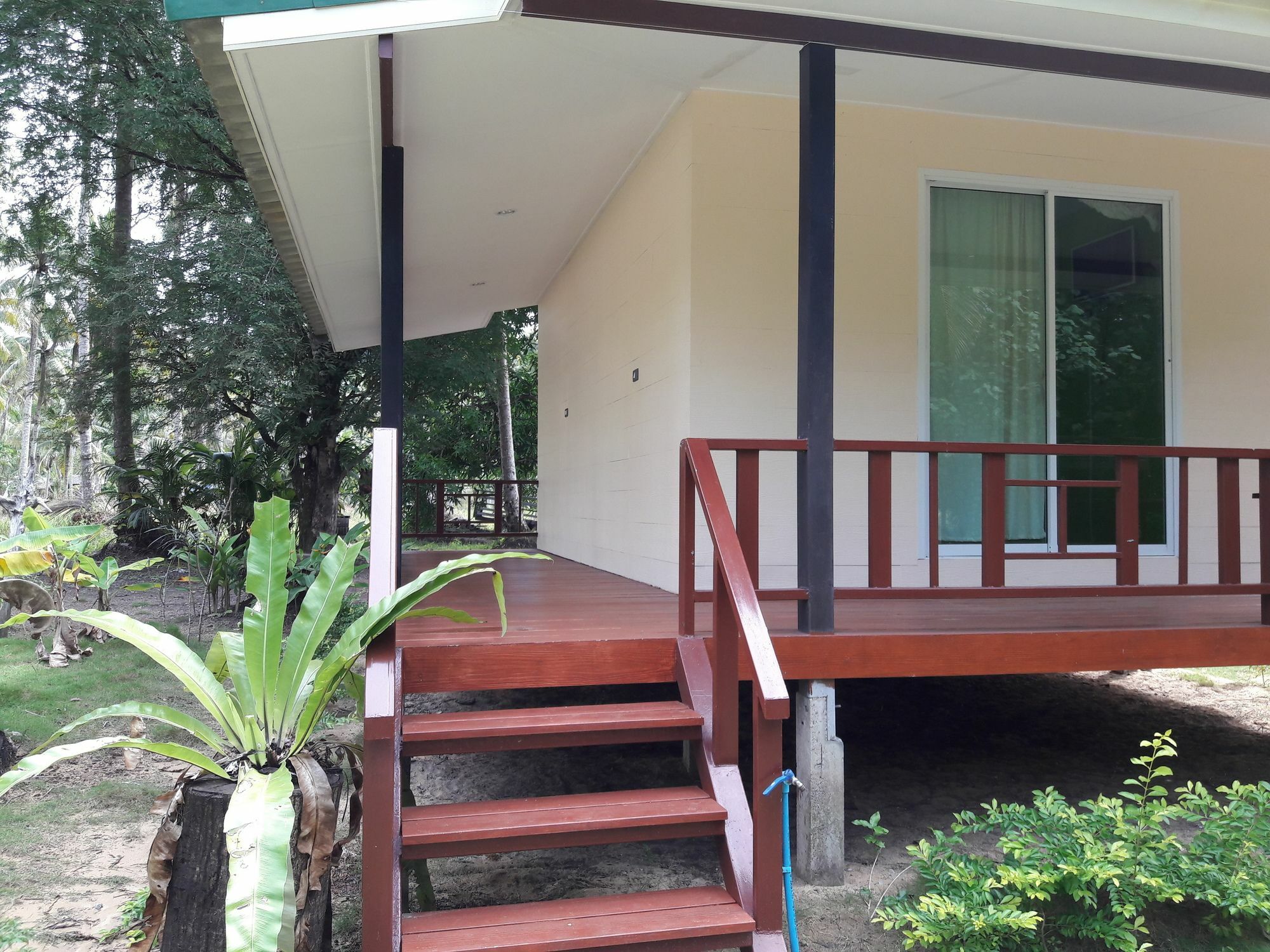 Baan Phuean Koh Kood 2*