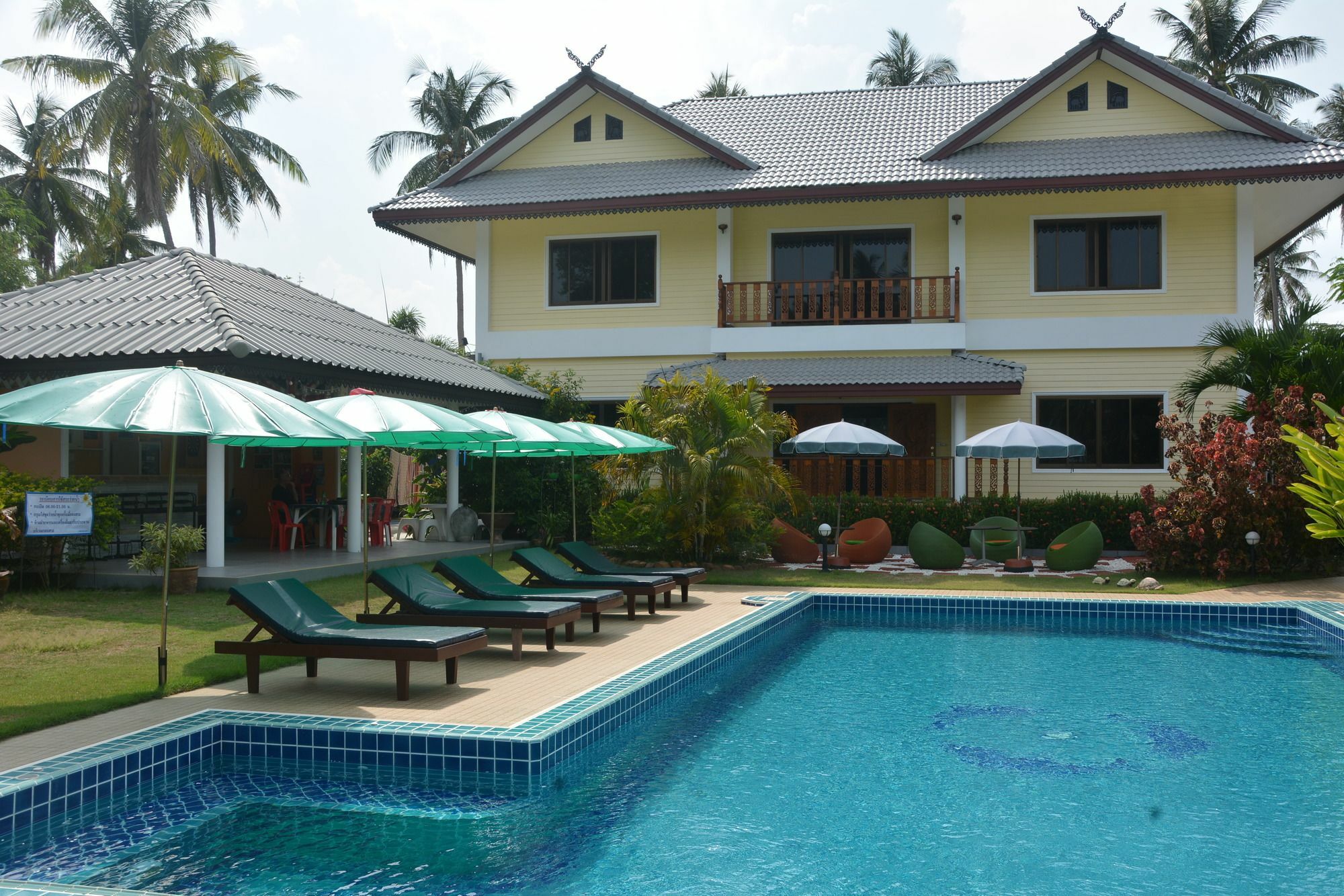 Chalet Apple *