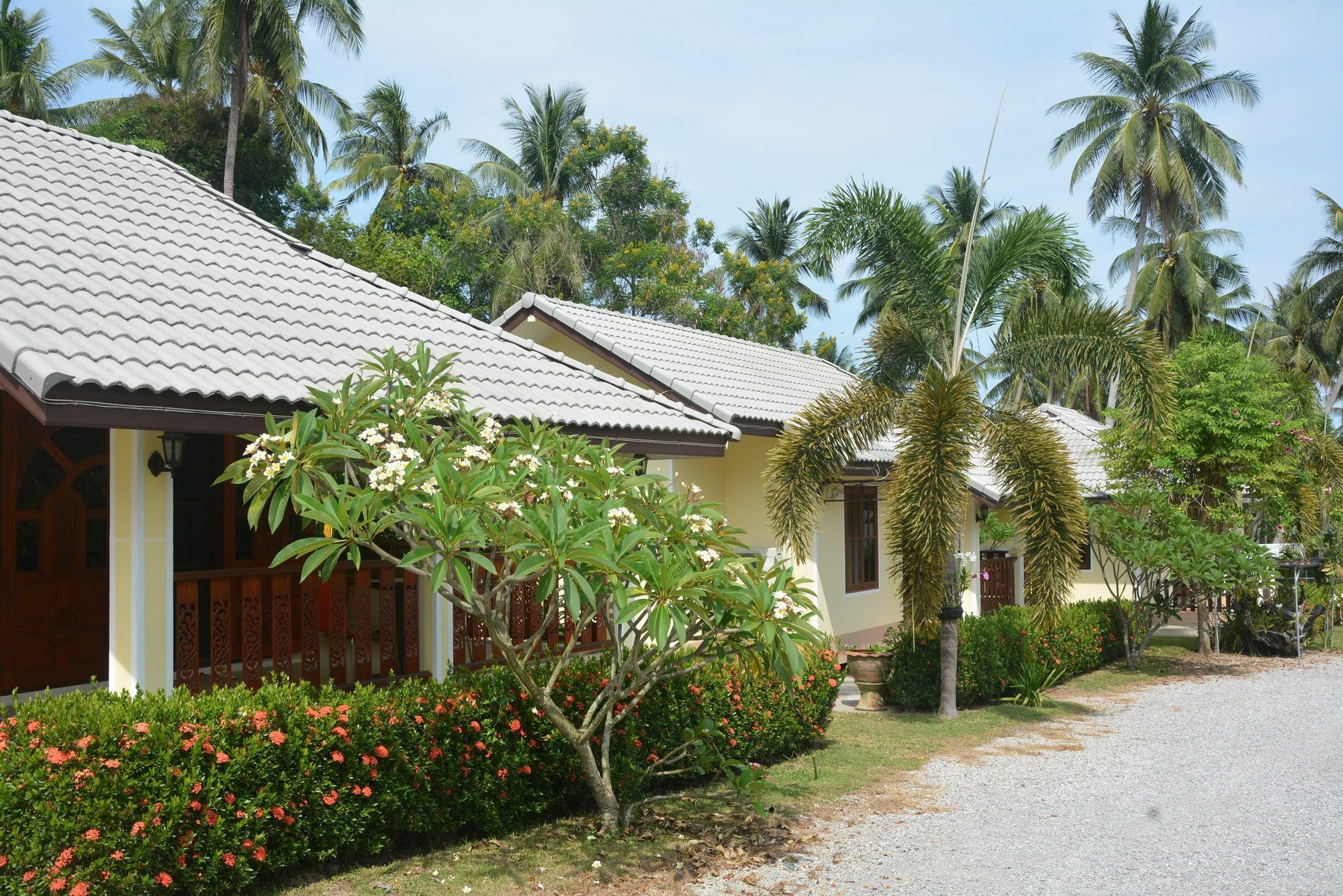 Apple Chalet
