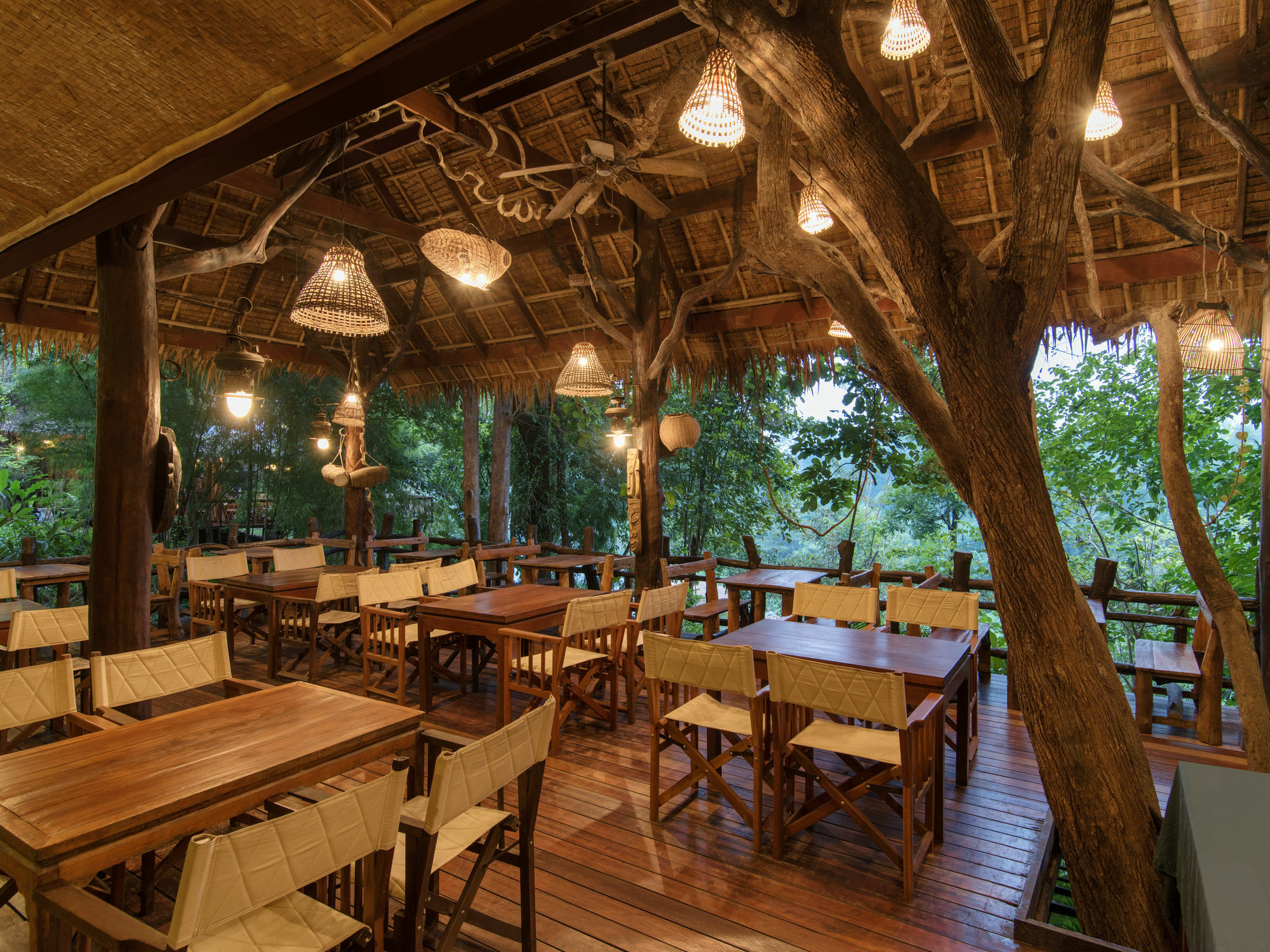 Hintok River Camp Resort 4*