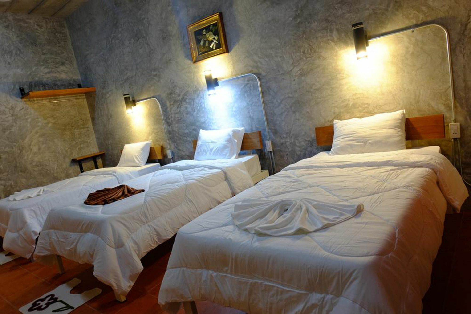 Albergue White Jail At