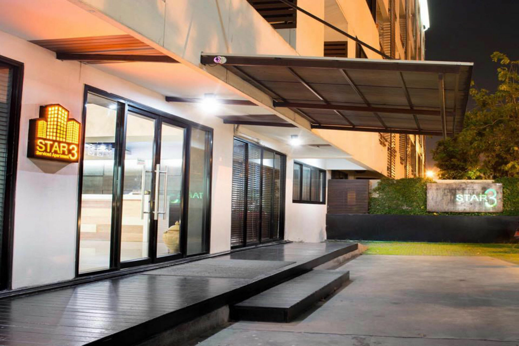 Star 3 And Hotel