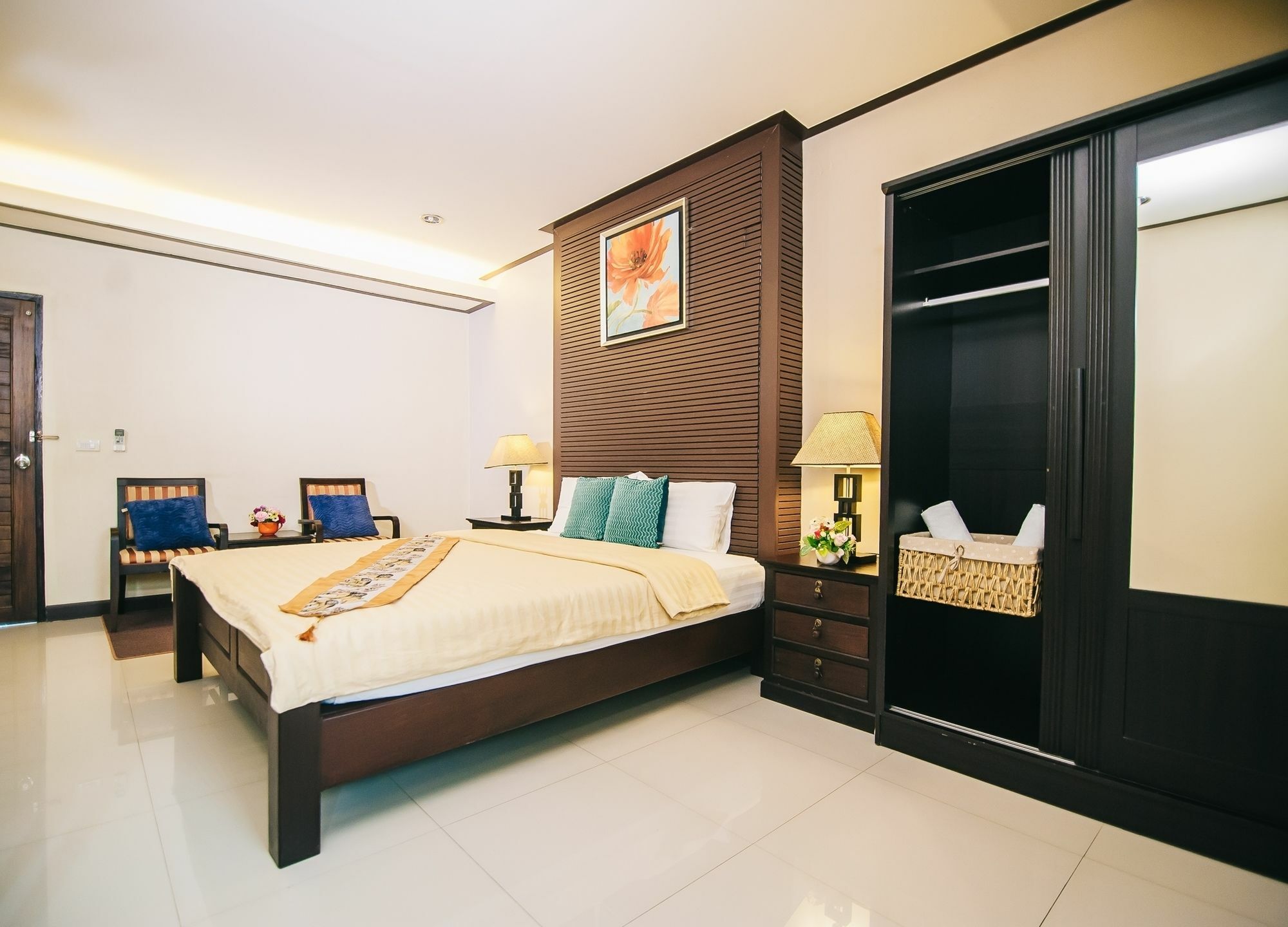 Hotel Baanmo 3*