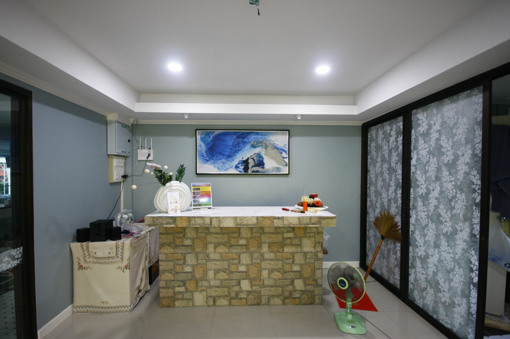 Hotel Sky 2*