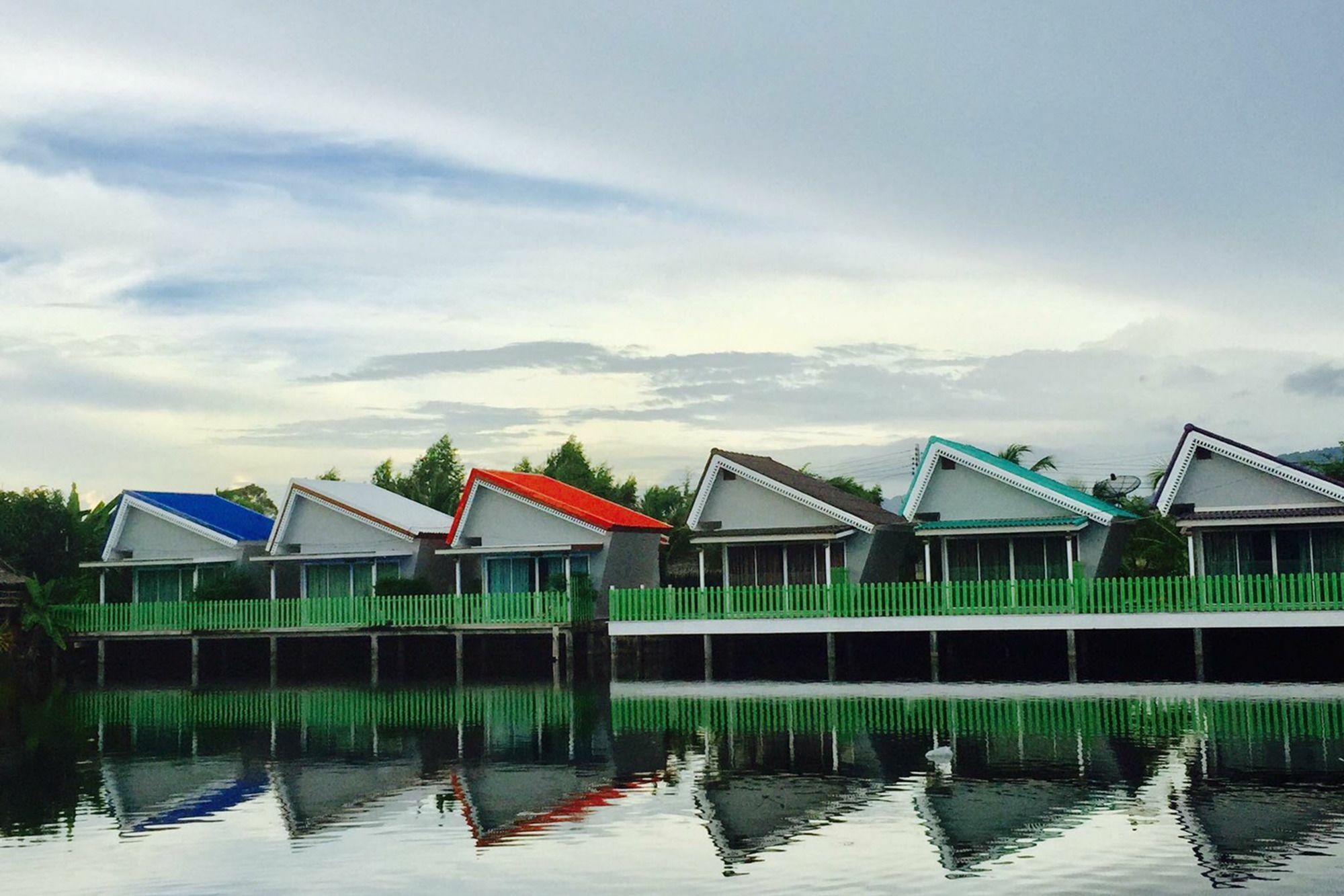 Resort Ban Ruen Mai Ngam 2*