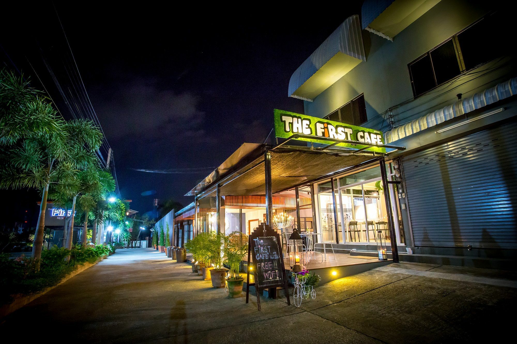 The First & Cafe Hotel