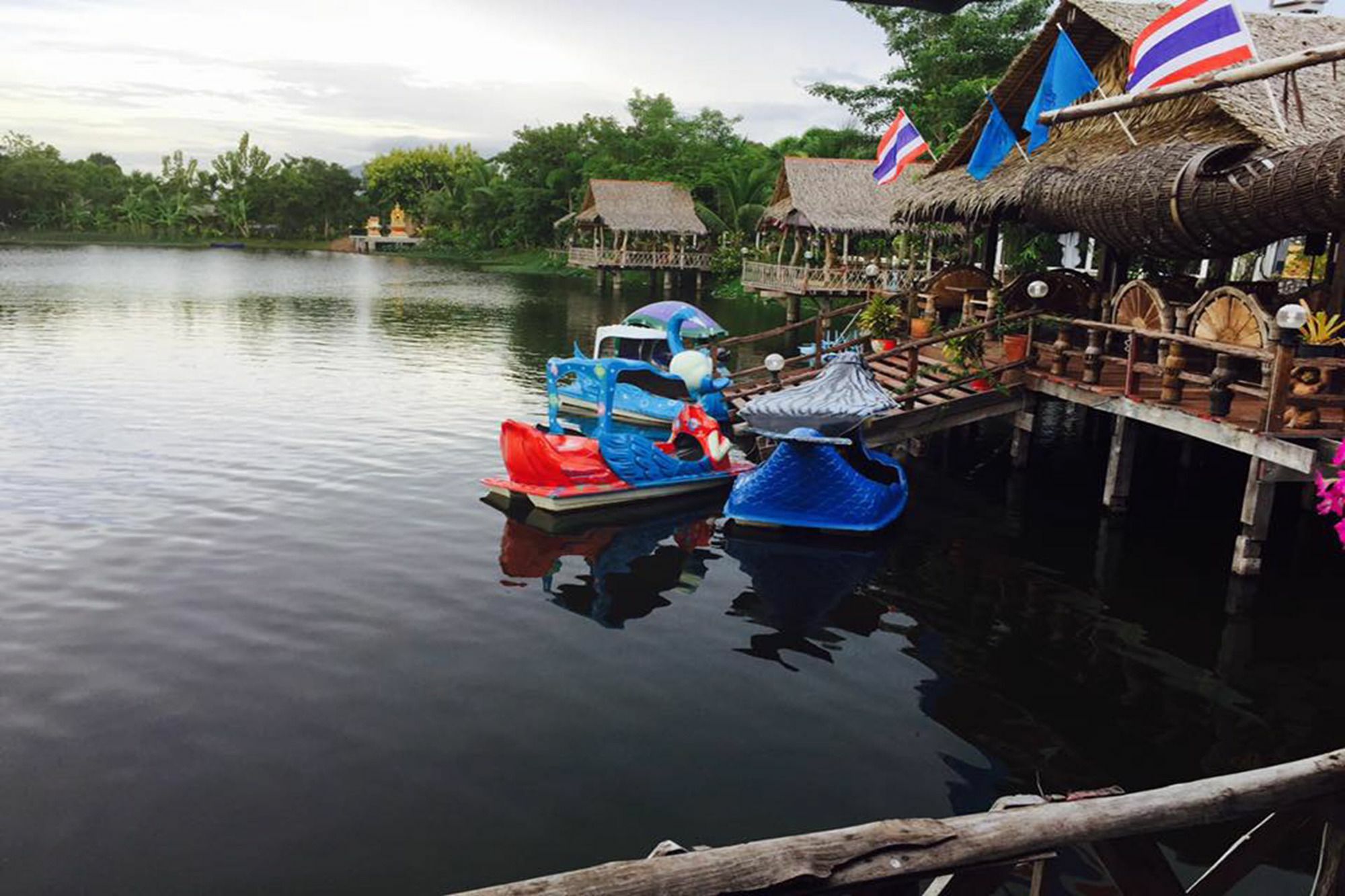 Resort Ban Ruen Mai Ngam