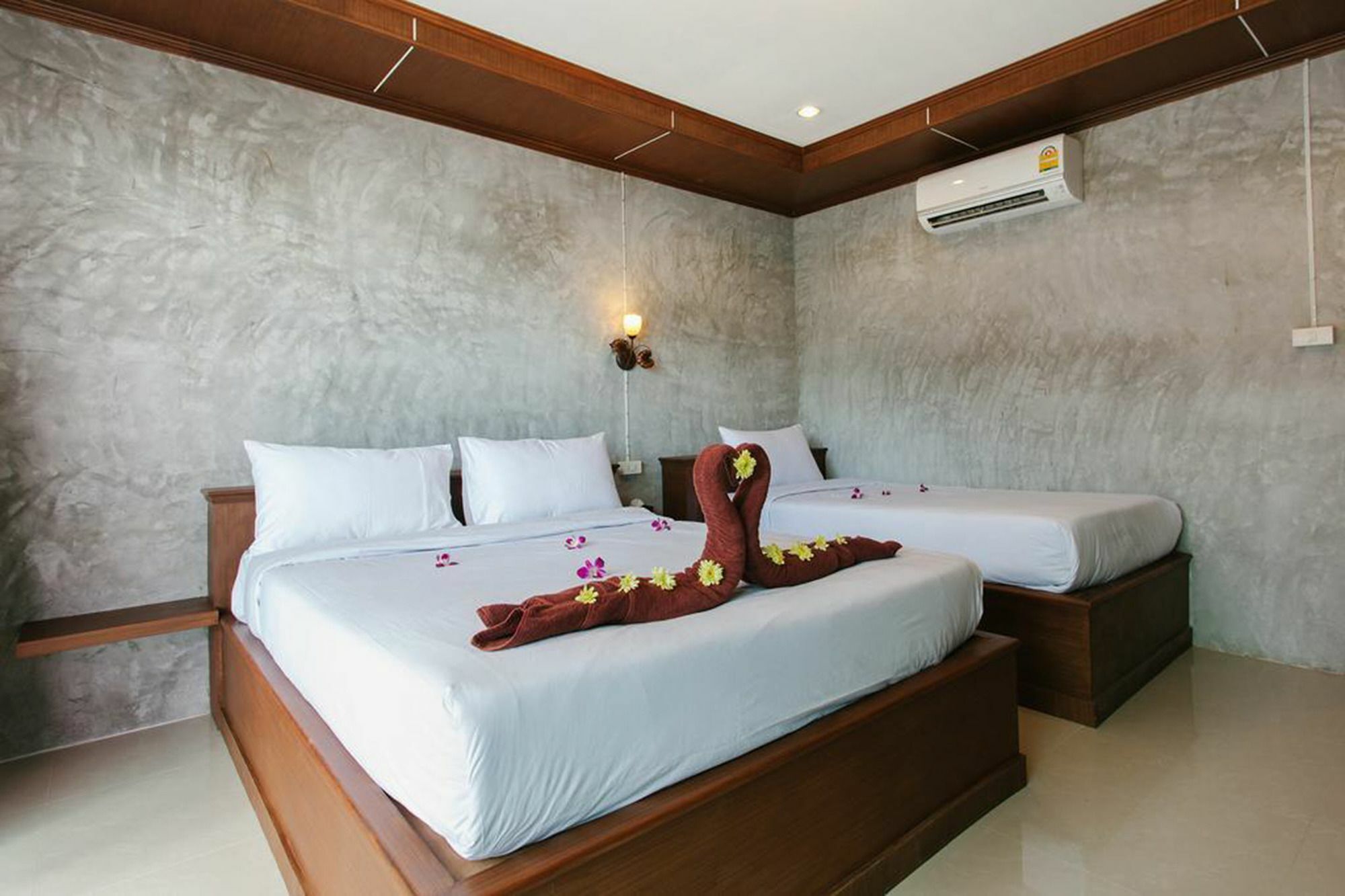 Seaesta 3* Baan Tai